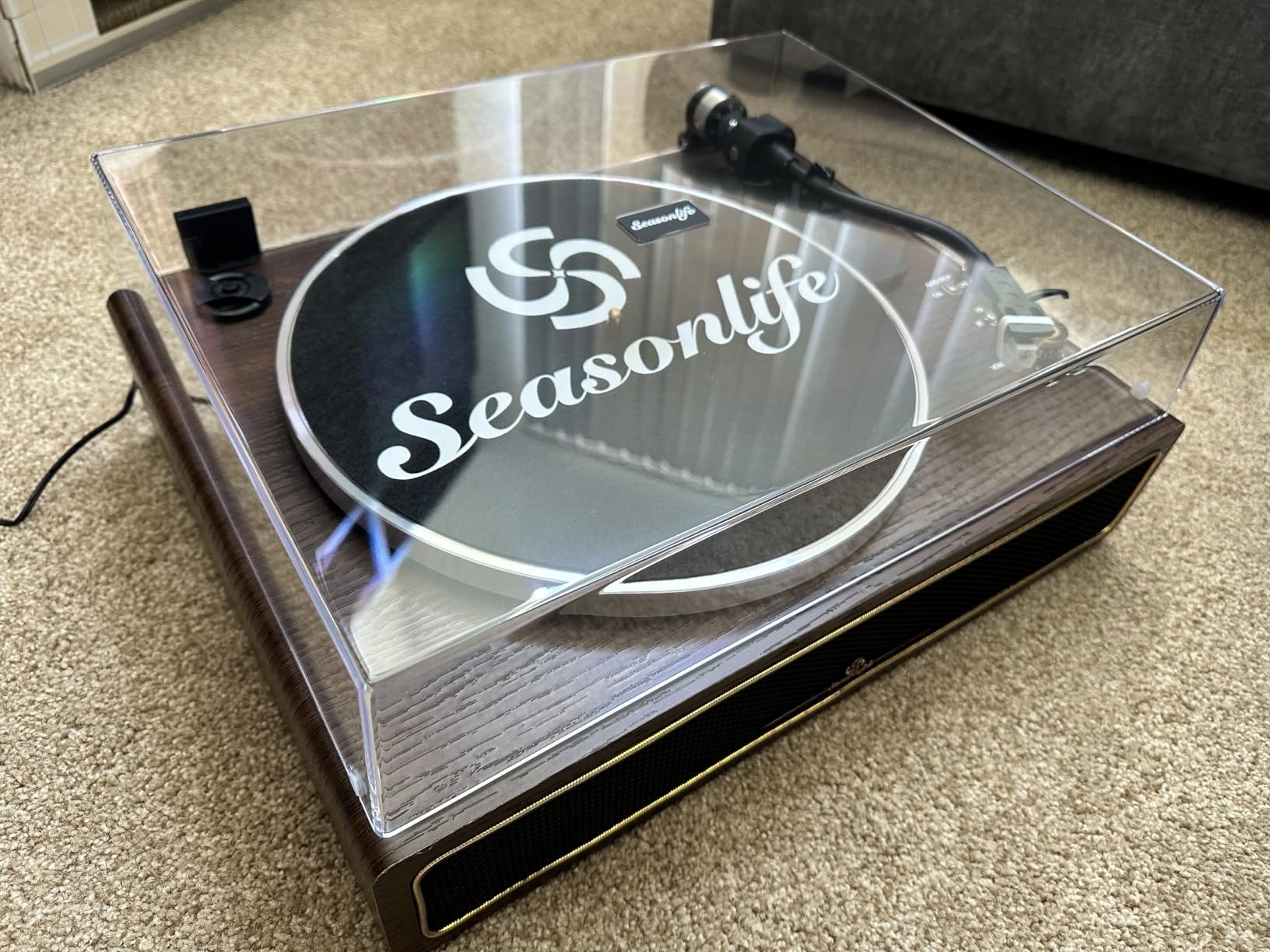 Seasonlife® All-in-One Record Player with 4 Speakers & Bluetooth, Brown customer photo 1