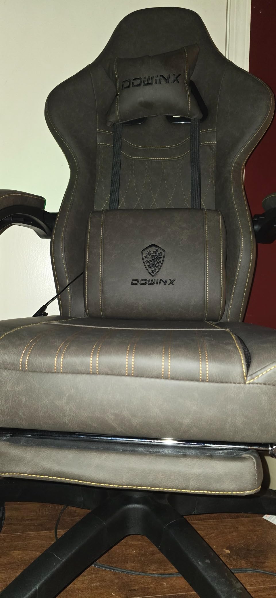 Dowinx Gaming Chair Breathable PU Leather Gamer Chair with Footrest Massage Lumbar Support, Big and Tall Ergonomic Reclining Computer Chair with Pocket Spring Cushion for Adults Teens (Brown) customer photo 2
