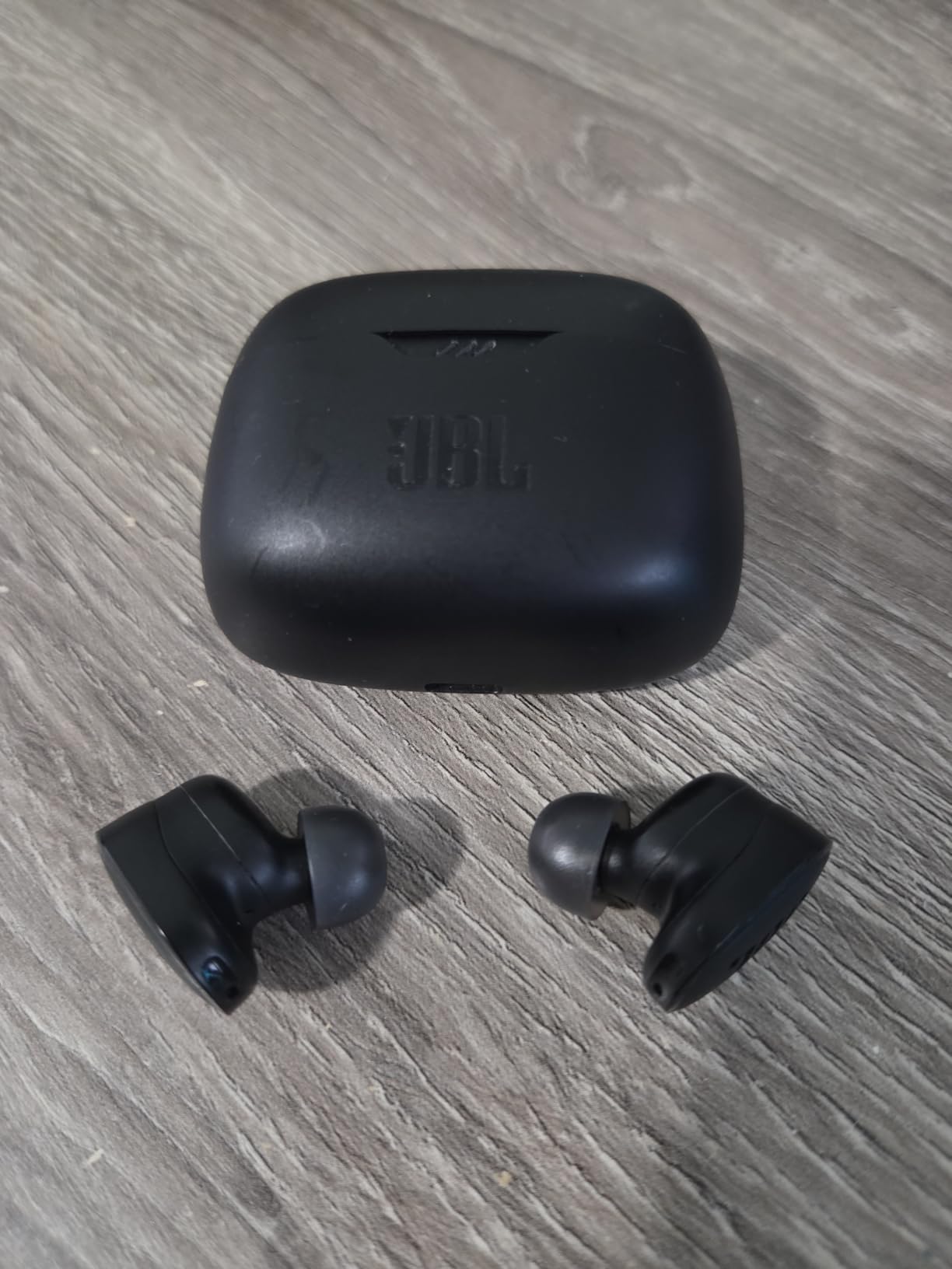 JBL Tune Buds - Noise Cancelling Earbuds - Black customer photo 1