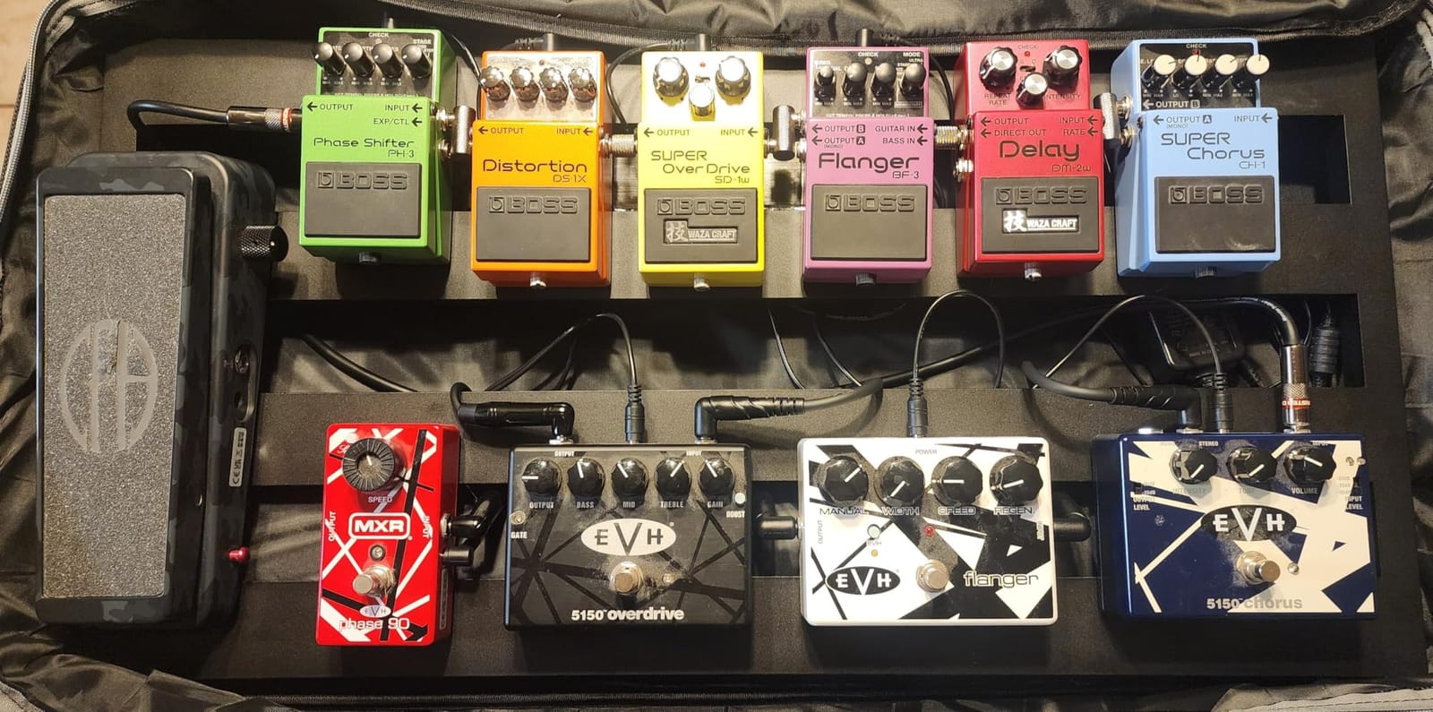 STRICH Guitar Pedal Board Aluminum Alloy 1.98lb Super Light Effect Pedalboard 18'' x 12.5'' with Carry Bag, STANDARD 18 (Angled) customer photo 1