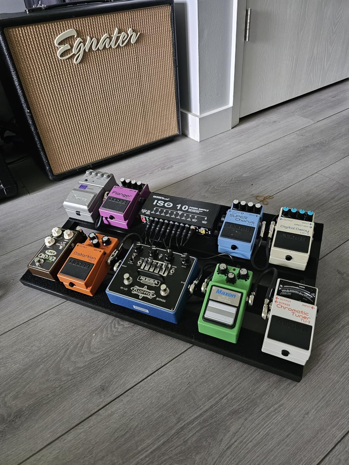 STRICH Guitar Pedal Board Aluminum Alloy 1.98lb Super Light Effect Pedalboard 18'' x 12.5'' with Carry Bag, STANDARD 18 (Angled) customer photo 2