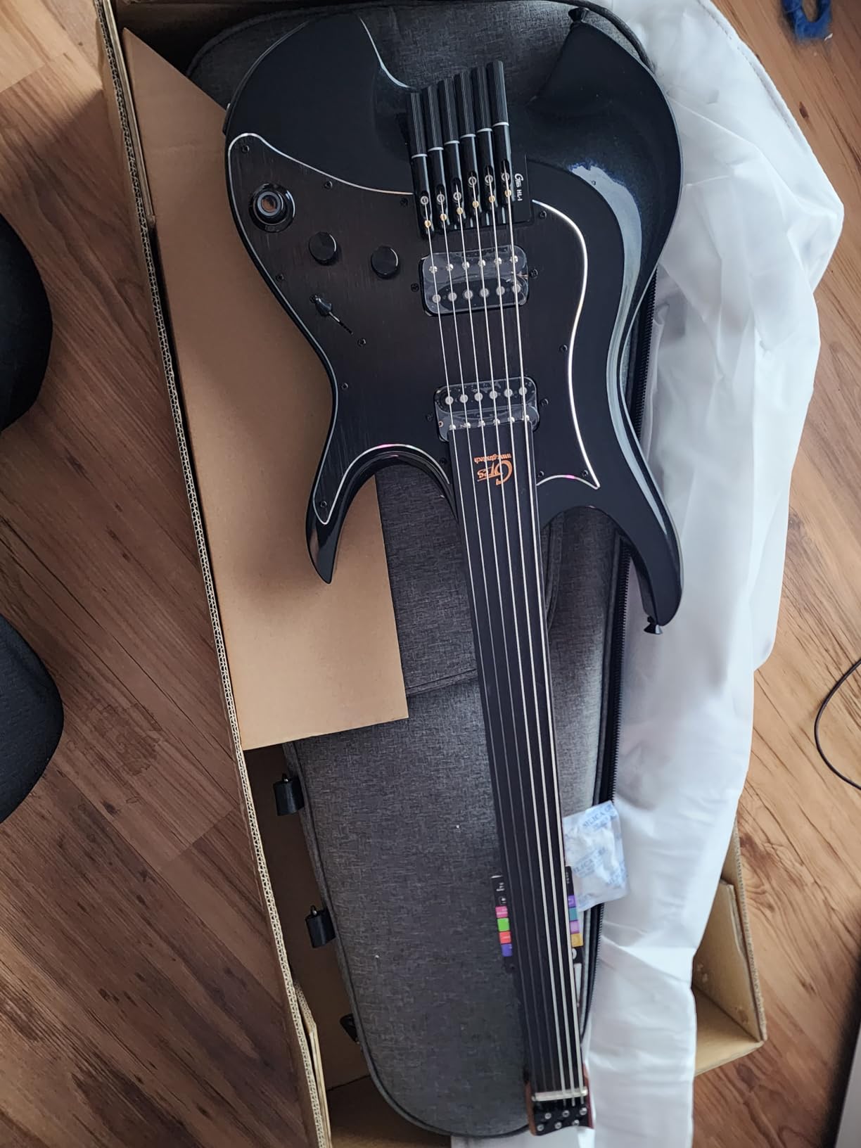 GTRS W900 Headless Travel Guitar Smart Electric Guitar With APP Effects, Loop and Drum Machine, 9H Bettary Life, Color-changing Paint Body for Beginner, Professional(purple) customer photo 2