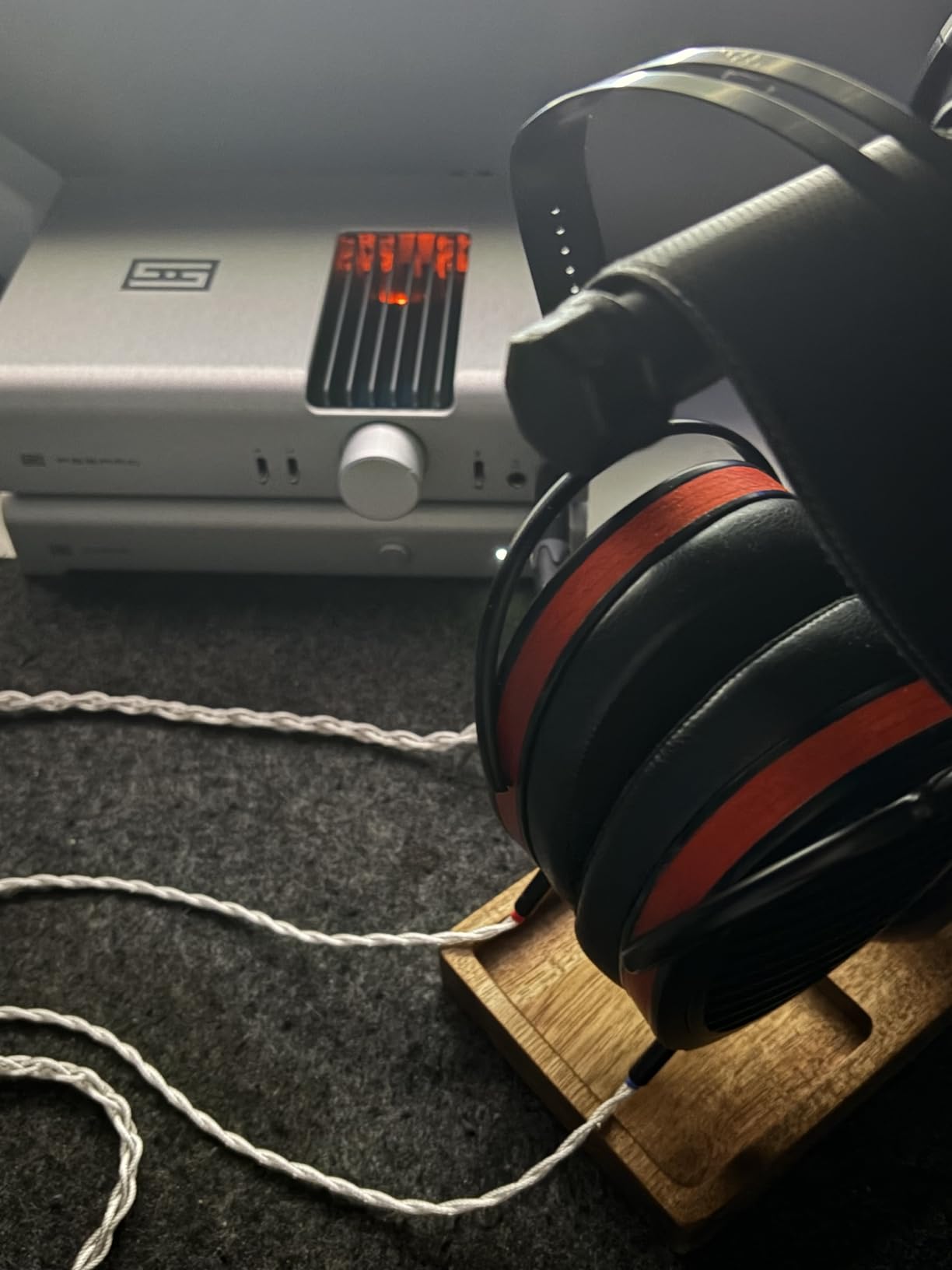 HIFIMAN Arya Organic Full-Size Over-Ear Open-Back Planar Magnetic Headphone with Stealth Magnets for Audiophiles, Home & Studio Listening customer photo 2