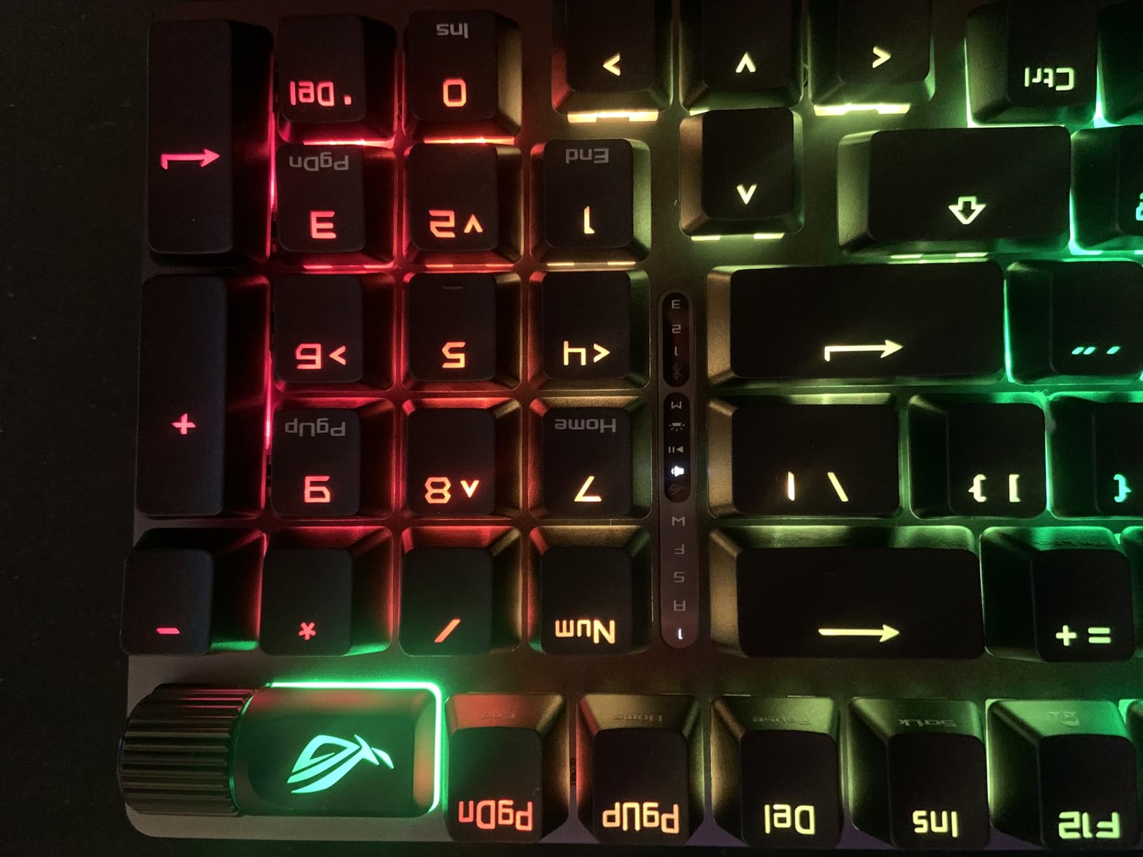ASUS ROG Strix Scope II 96 Wireless Mechanical Gaming Keyboard – 96% Full-Size, Tri-Mode Connectivity, Hot Swappable Pre-lubed ROG NX Snow Linear Switches, PBT Keycaps, RGB, PC/Mac Support-Black customer photo 1