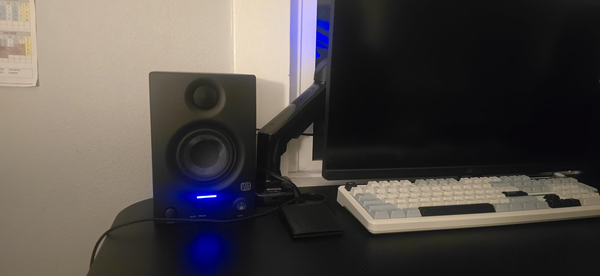 PreSonus Eris 3.5 Powered Studio Monitors, Pair — 3.5” Active Near customer photo 2
