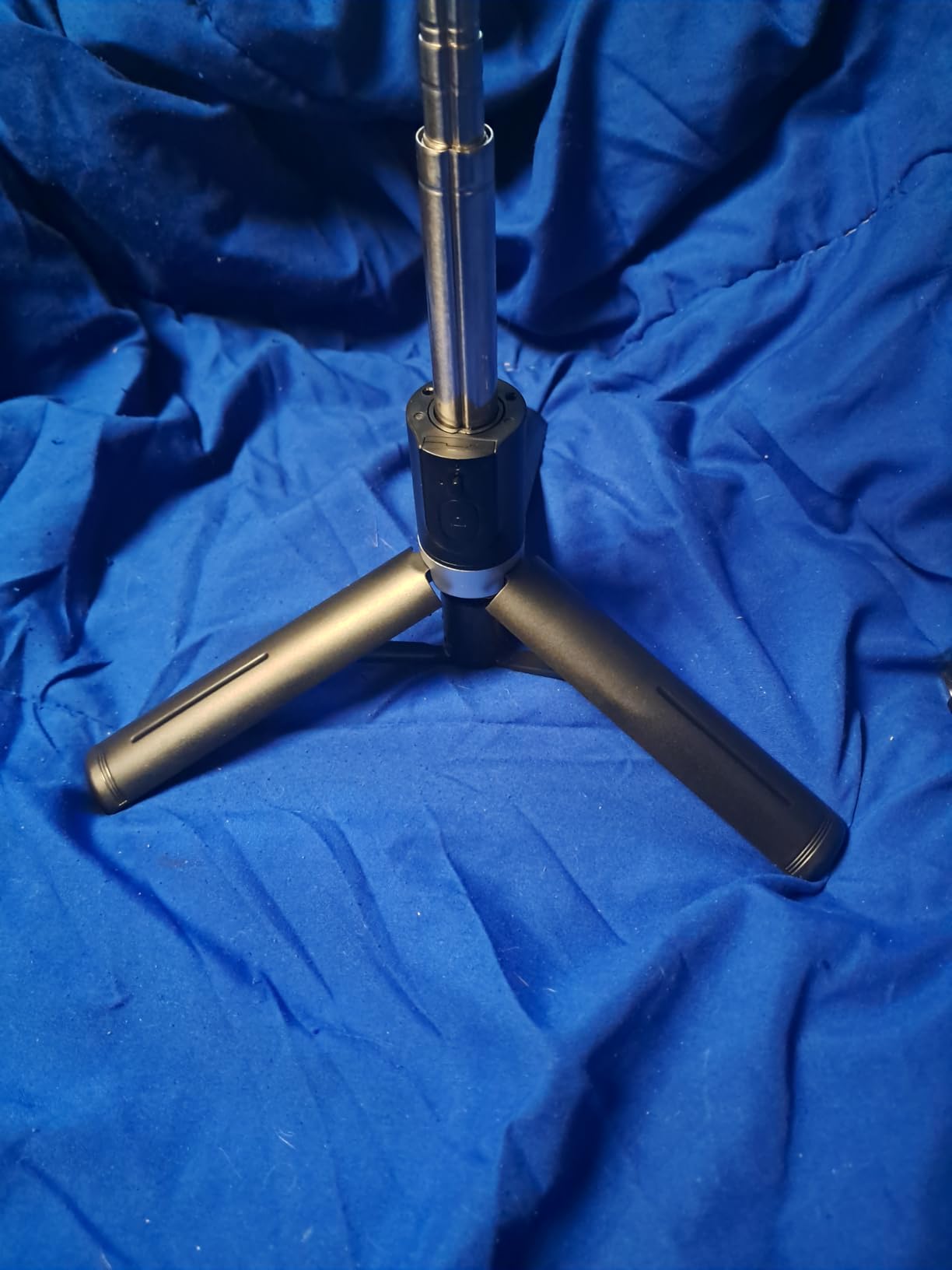 Selfie Stick Tripod with Light, 45'' Phone Tripod with Wireless Remote customer photo 2