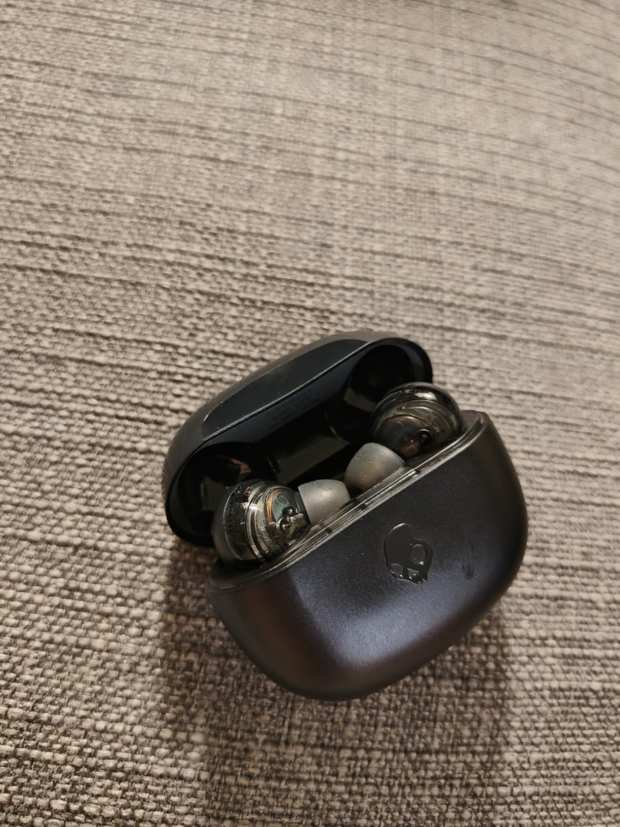 Skullcandy Rail ANC Active Noise Cancelling Wireless Earbuds - True Black customer photo 1