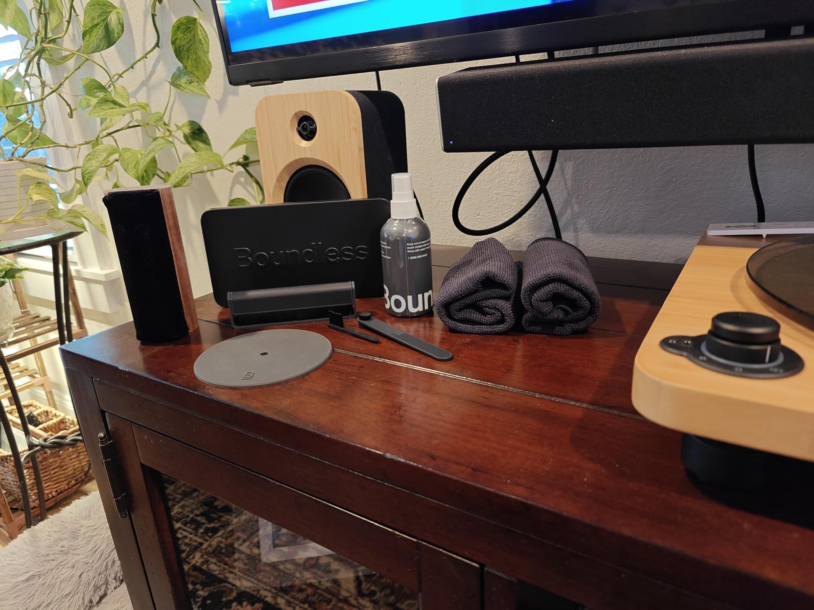 Boundless Audio Vinyl Record Cleaning Kit - 8-in-1 Brushes, Cloths & Case customer photo 2
