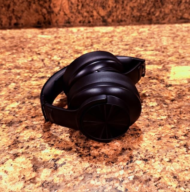Picun B8 Wireless Bluetooth Headphones, 120H Playtime, 3EQ Modes, Black customer photo 2