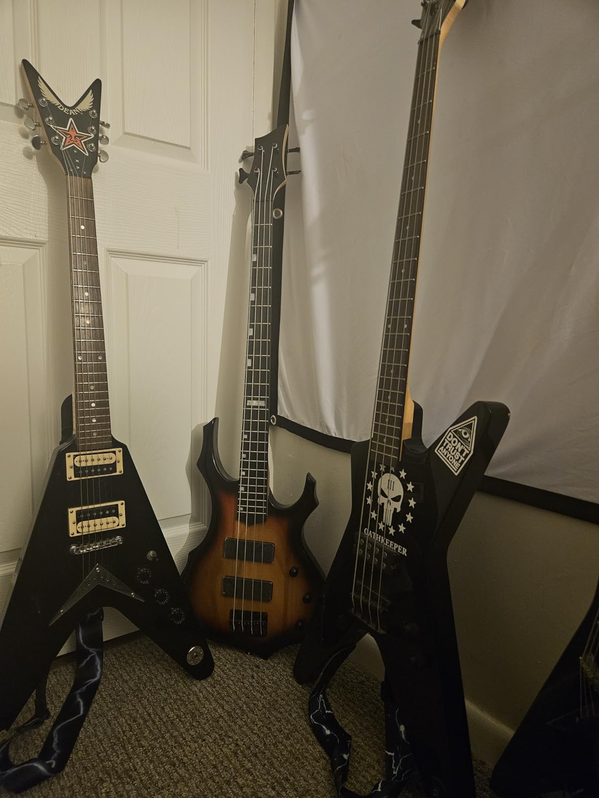 Ktaxon Electric Bass Guitar Full Size Flame Design Bass Guitar Kit (Matte) customer photo 1
