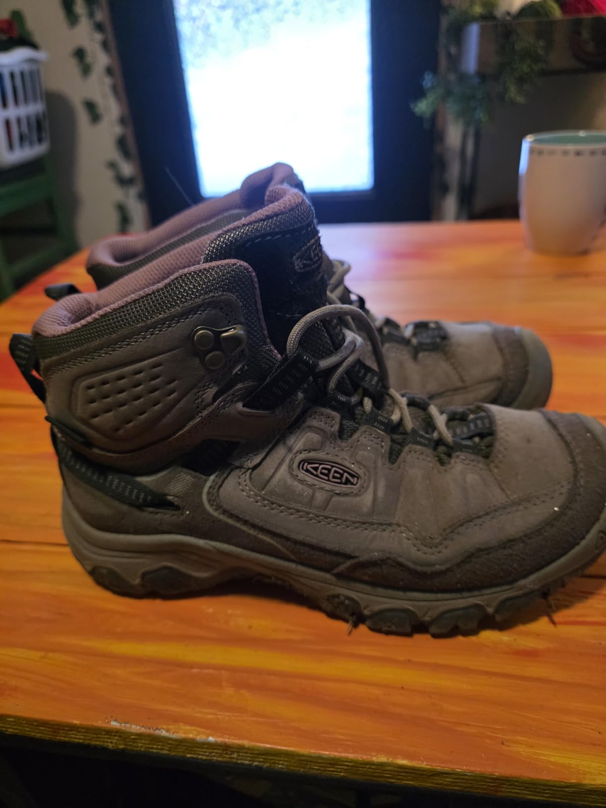 KEEN Women's Targhee 4 Mid Height Durable Comfortable Waterproof Hiking Boots customer photo 2
