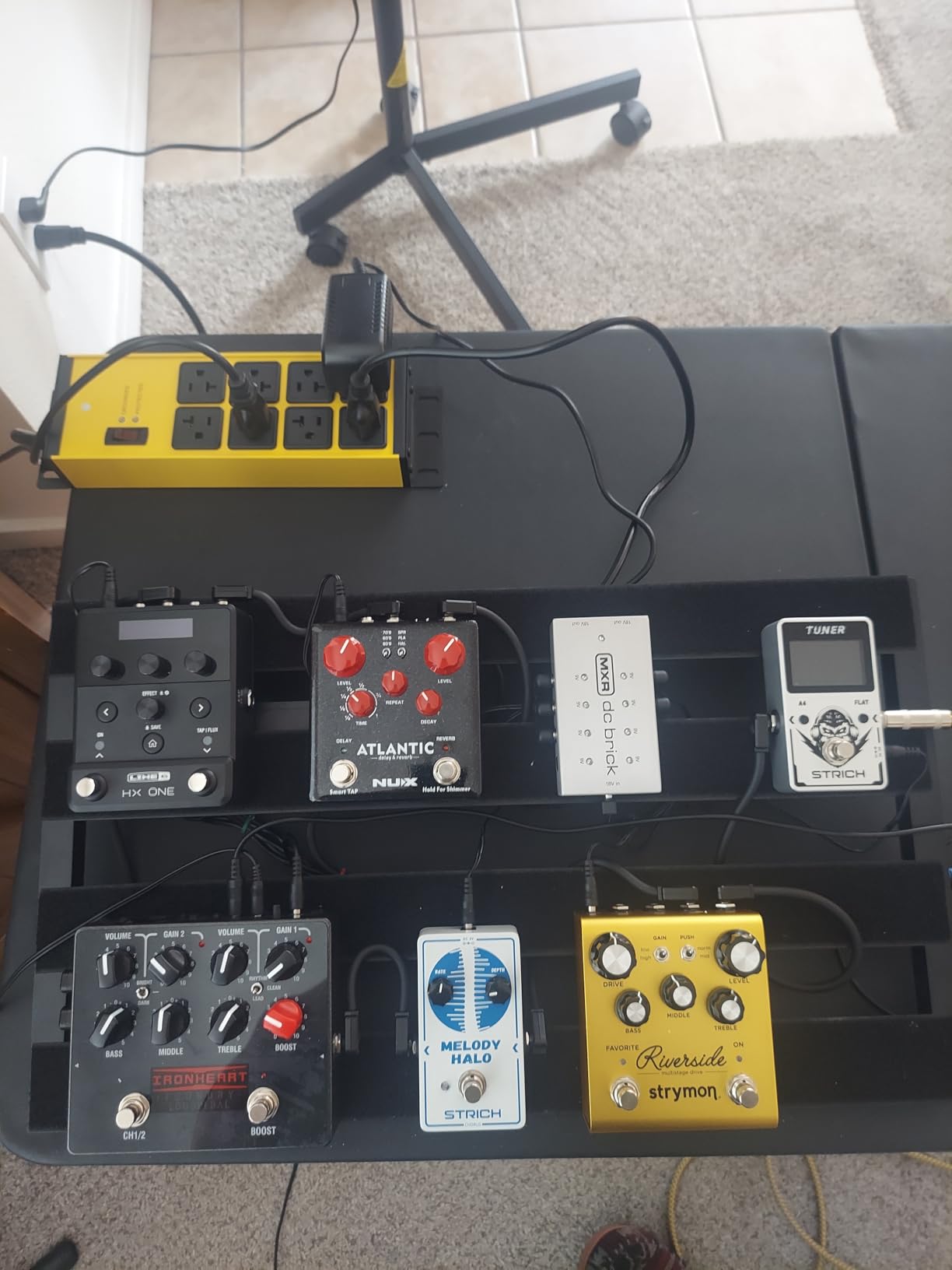 STRICH Guitar Pedal Board Aluminum Alloy 1.2lb Super Light Effect Pedalboard 15'' x 8.66'' with Carry Bag, MINI+ 15 customer photo 2