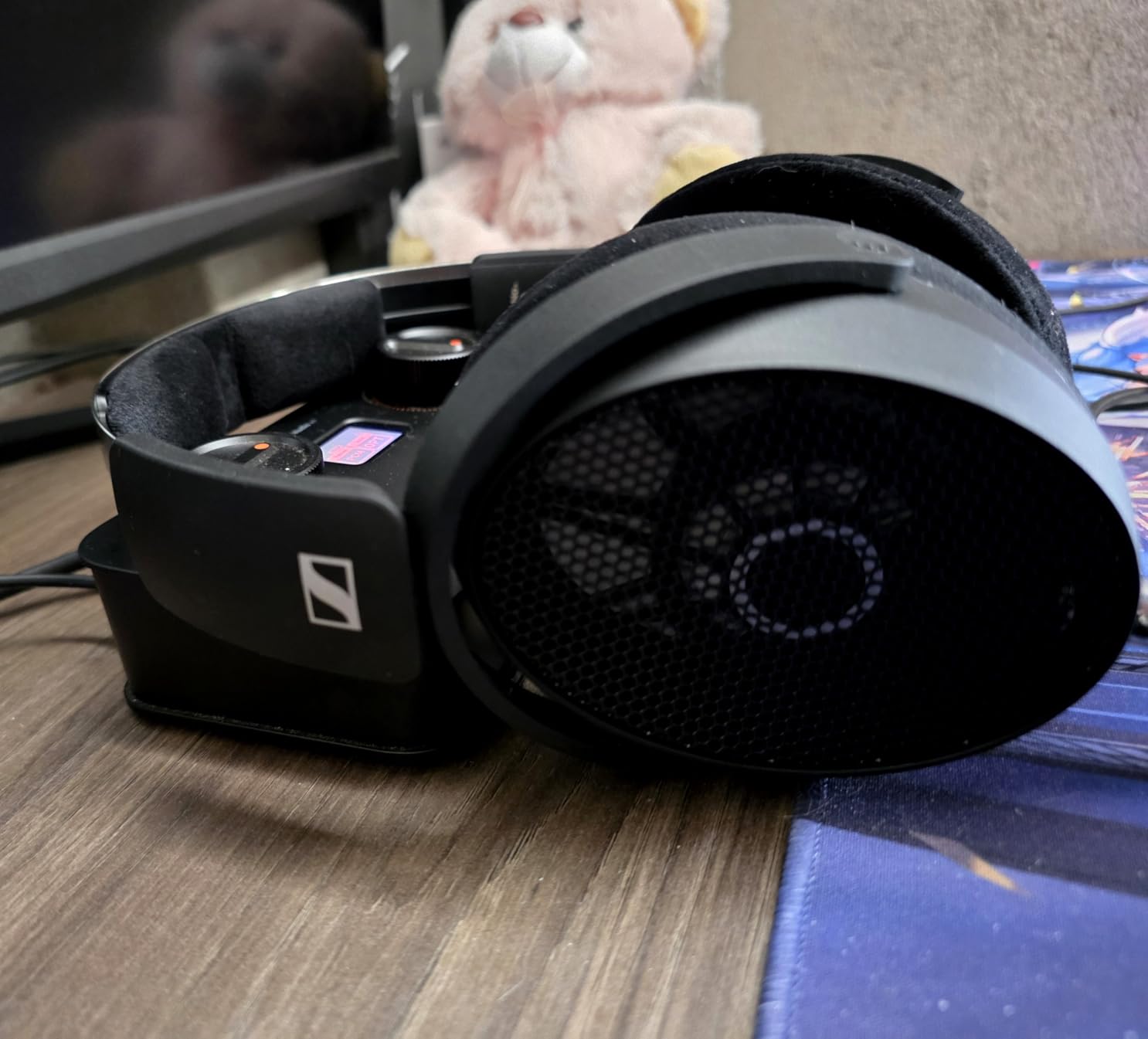 HD 490 PRO Open-Back Professional Headphone customer photo 2