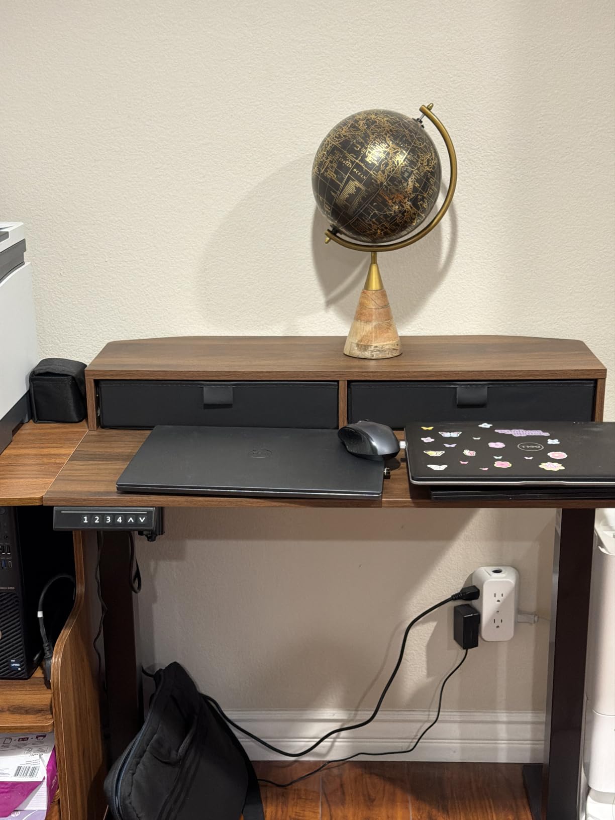 HUANUO 55″ x 26″ Electric Standing Desk with 2 Drawers, C-Clamp Mount Compatible, Height Adjustable Computer Desk, Home Office Stand Up Desk with 4 Preset Heights & 2 Hooks, Black customer photo 2