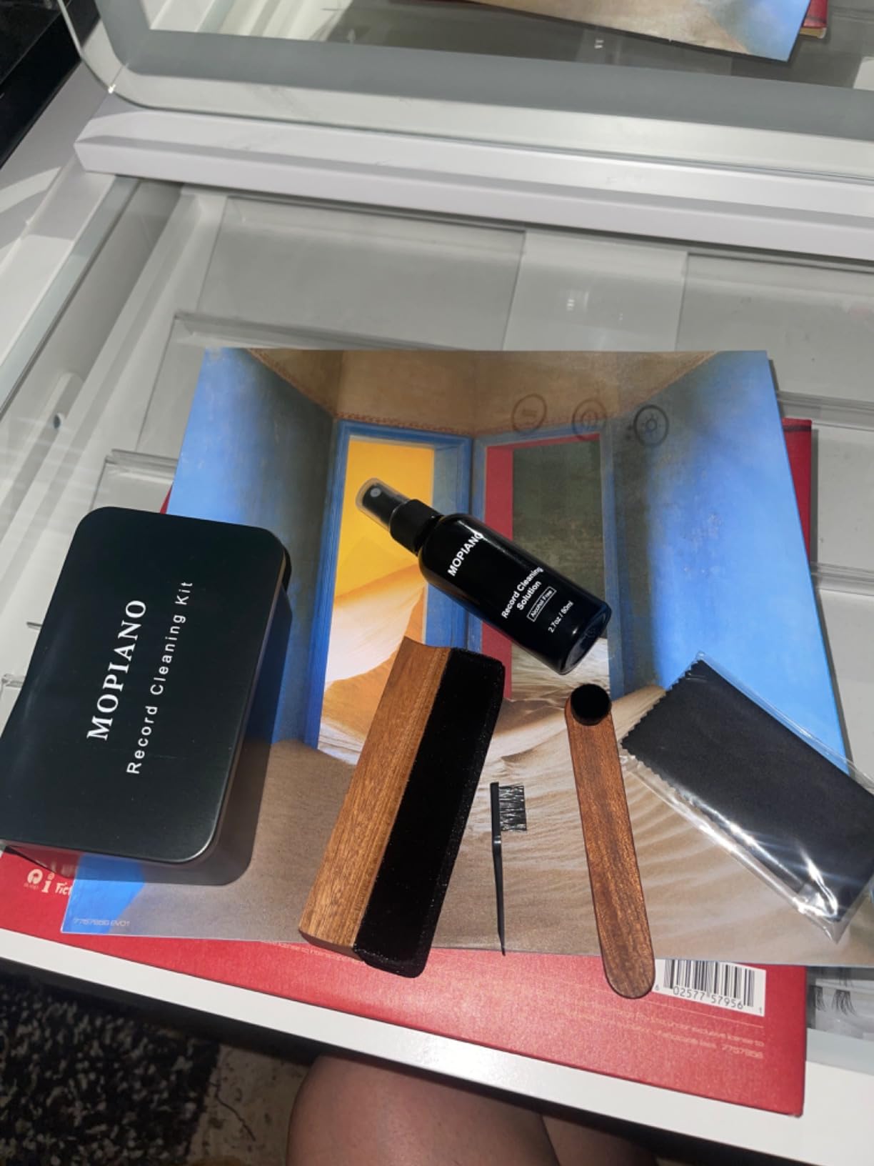 Mopiano Vinyl Record Cleaning Kit|Complete 6-in-1 Vinyl Record Cleaner Kit for Albums|Includes Soft Velvet Vinyl Record Brush,LP Cleaning Liquid,Stylus Brush,Nylon Brush,Microfiber Cloth & Storage Box customer photo 2