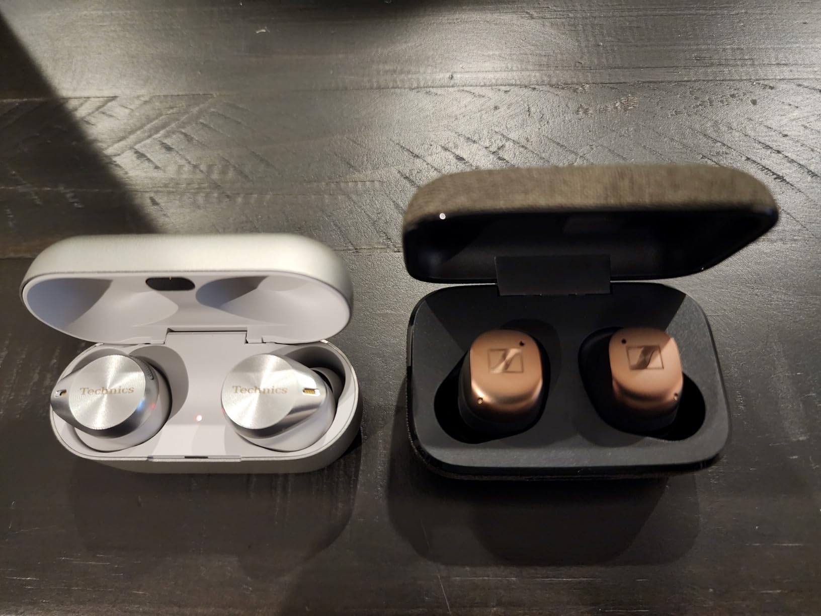 Sennheiser Momentum True Wireless 4 Smart Earbuds with Bluetooth 5.4, Crystal-Clear Sound, Comfortable Design, 30-Hour Battery Life, Adaptive ANC, LE Audio and Auracast - Black Copper customer photo 1
