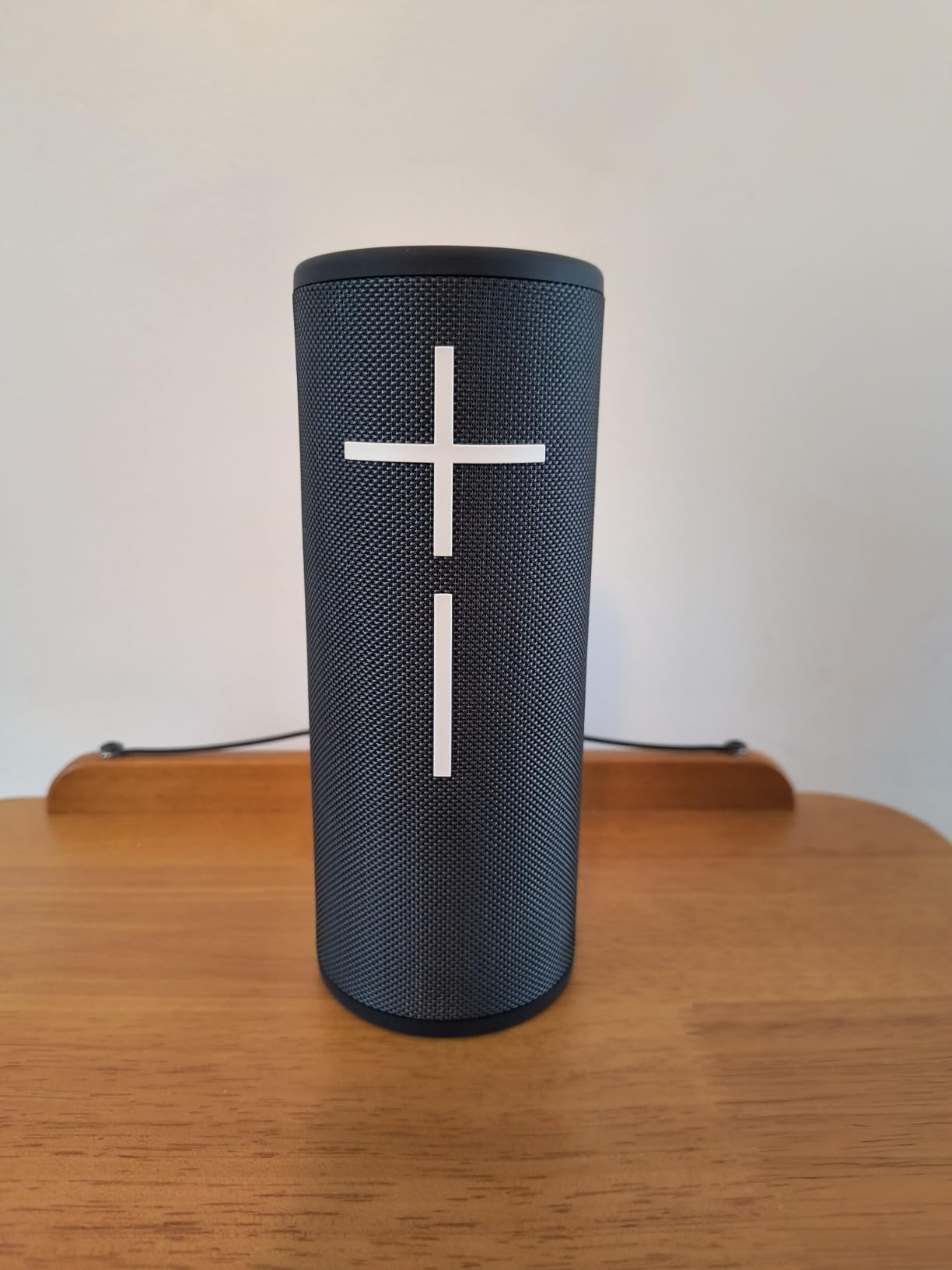 Ultimate Ears Boom 4 Portable Bluetooth Speaker, Waterproof - Black customer photo 1