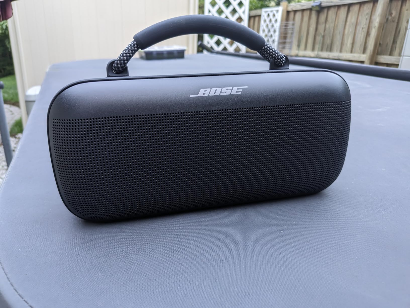 Bose SoundLink Max Bluetooth Speaker - Portable Wireless Party Speaker, IP67 Waterproof, Rope Handle, Up to 20 Hours of Playtime, USB-C, Built-in 3.5mm AUX Input, Black customer photo 2