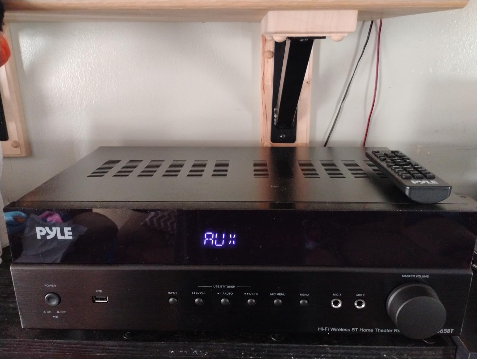 Pyle 5.2 Channel Hi-Fi Home Theater Receiver - 1000W MAX Wireless BT Surround Sound Stereo Amplifier System with 4k Ultra HD Support, MP3/USB/DAC, Ideal for Immersive Home Audio Experience customer photo 1