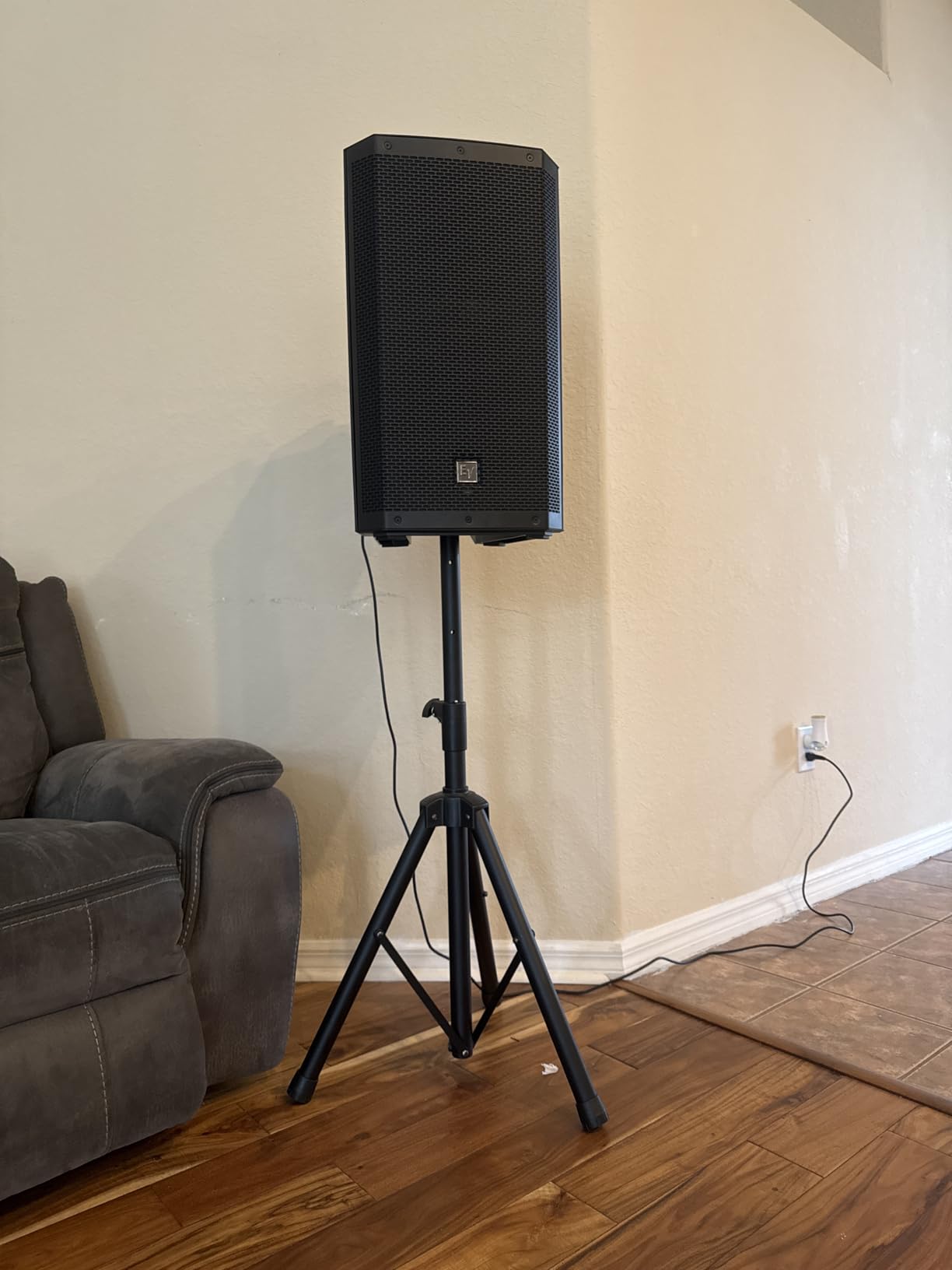 Electro-Voice ZLX-12P-G2 12in. 2-Way Powered Loudspeaker with Bluetooth customer photo 2