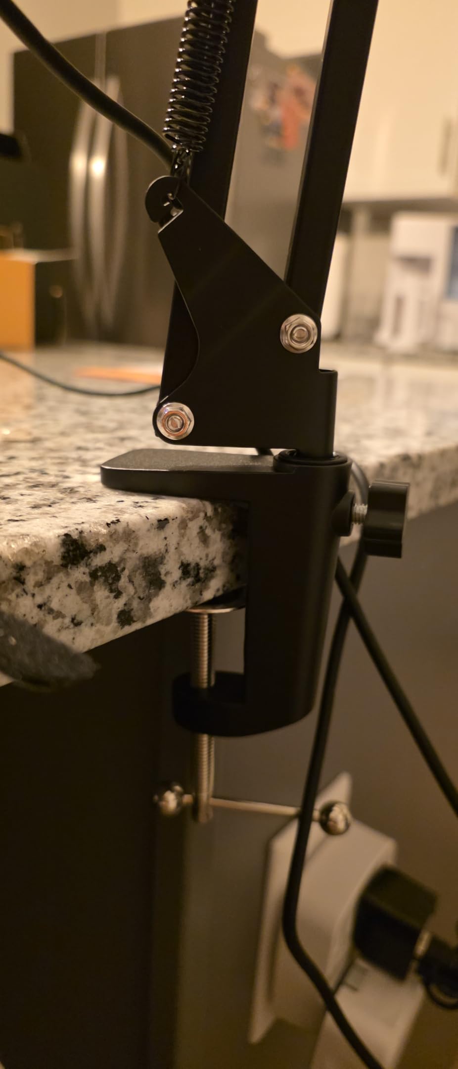 MAONO Boom Arm Microphone Stand: Adjustable Metal Suspension Mic Boom Arm for Podcast Gaming Streaming Recording,with Desk Clamp and 3/8