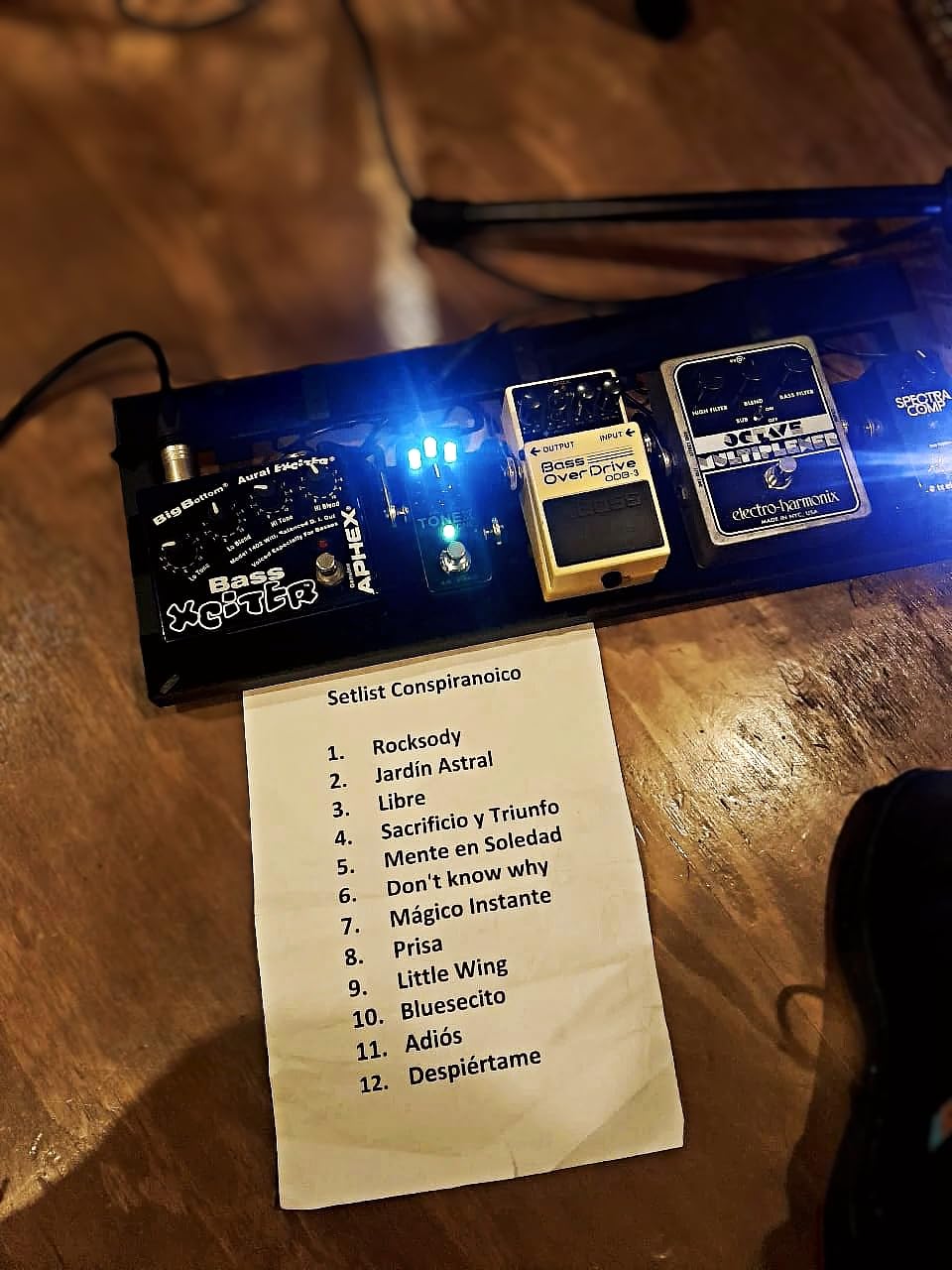 IK Multimedia TONEX One AI multiFX micro-pedal: Tone Model any electric guitar amp, guitar pedal, distortion pedal, overdrive pedal or other guitar effects customer photo 2