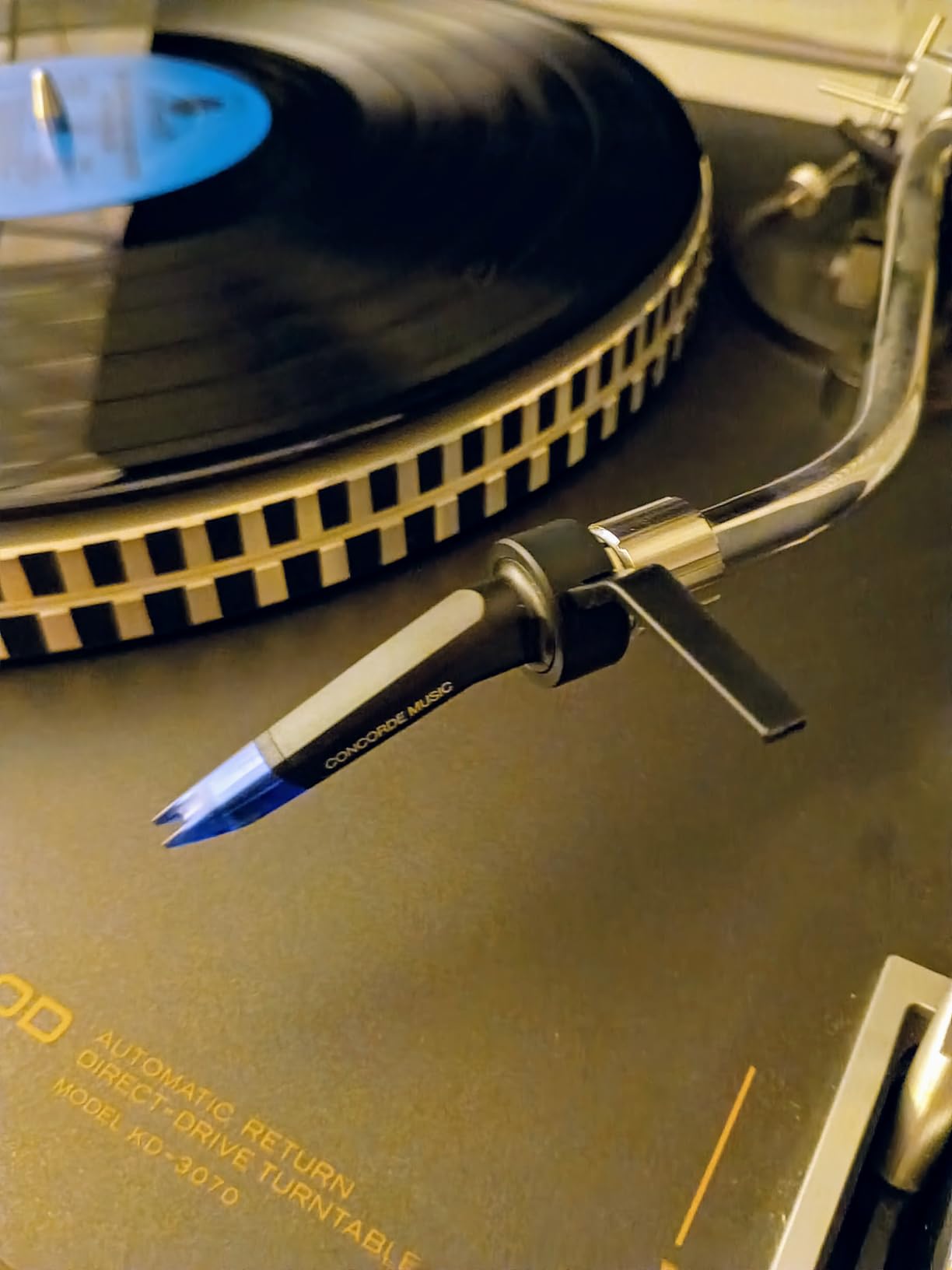 Ortofon Concorde Music Red Phono Cartridge | Tool-Free Installation on S-shaped Tone Arms | Red/Black customer photo 1