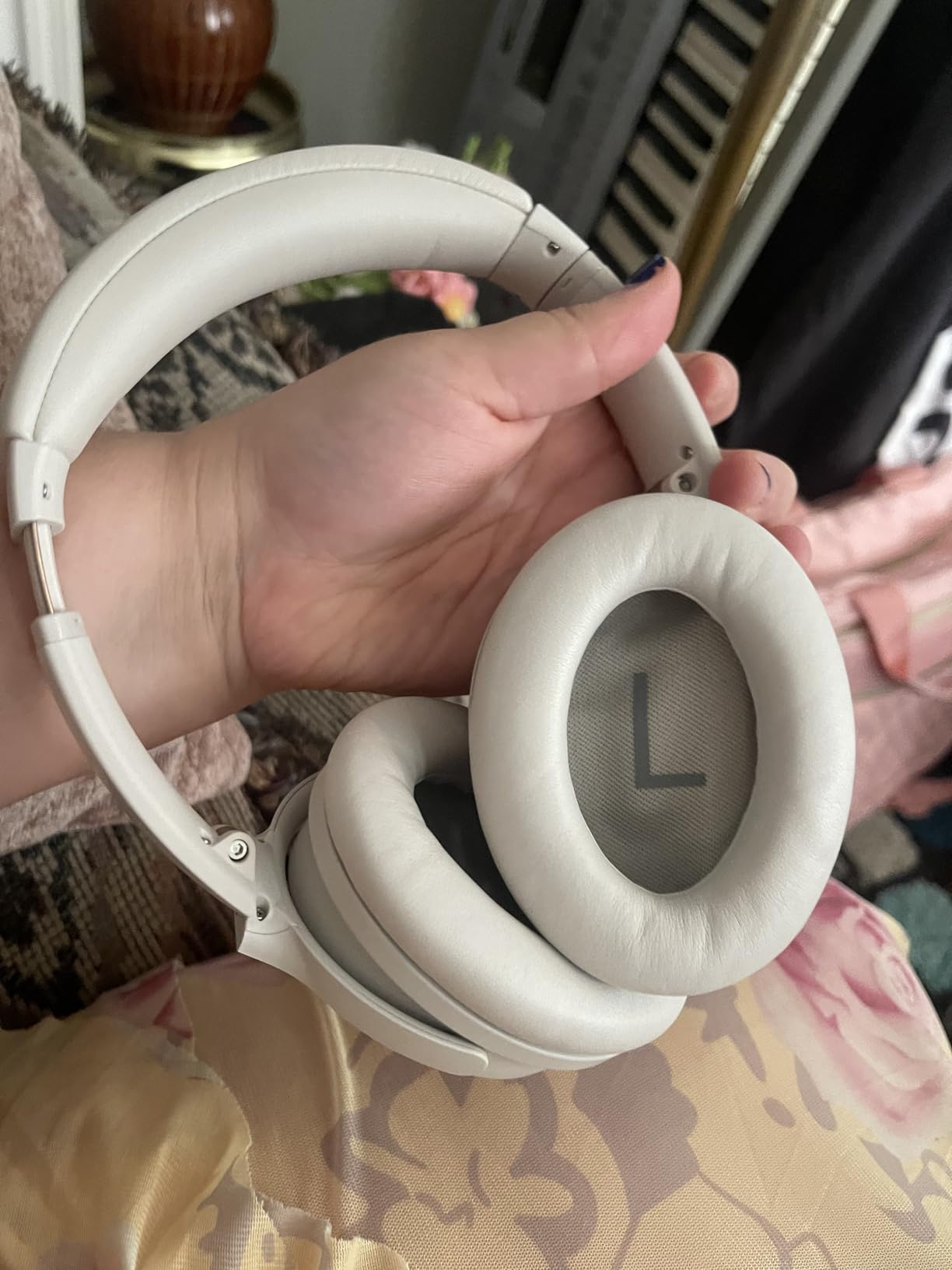 Bose QuietComfort Bluetooth Headphones, Wireless Headphones with Active Over Ear Noise Cancelling and Mic, Deep Bass, Up to 24 Hours of Playtime, Blue Dusk - Limited Edition Color customer photo 1