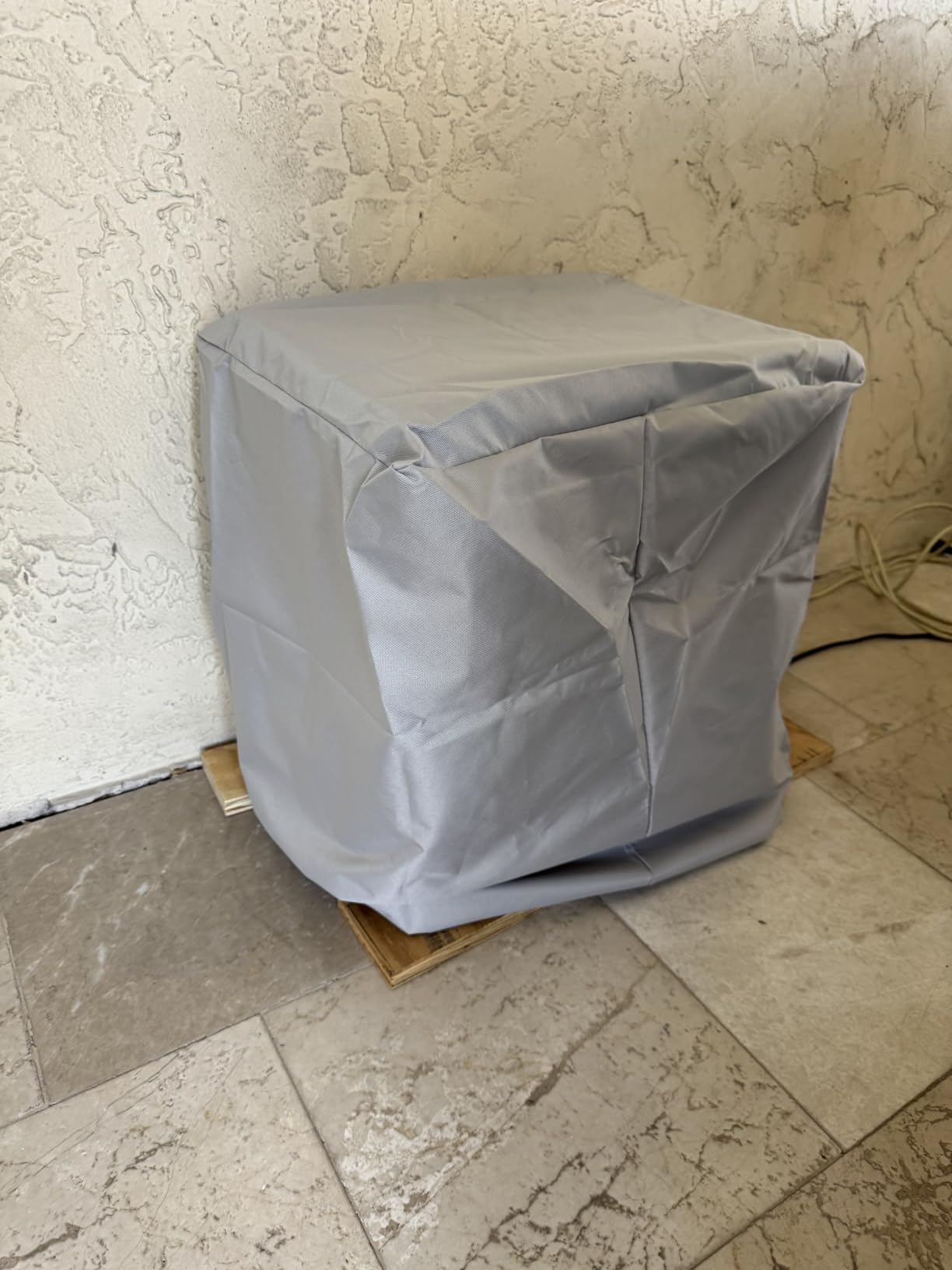 12 Inch Outdoor Speaker Cover, PA/DJ Lightweight Powered Speaker Cover Bag, Upright Powered Speaker, Protective Cloth Cover for Audio, Sand Proof Dustproof Waterproof Protection-Gray customer photo 2