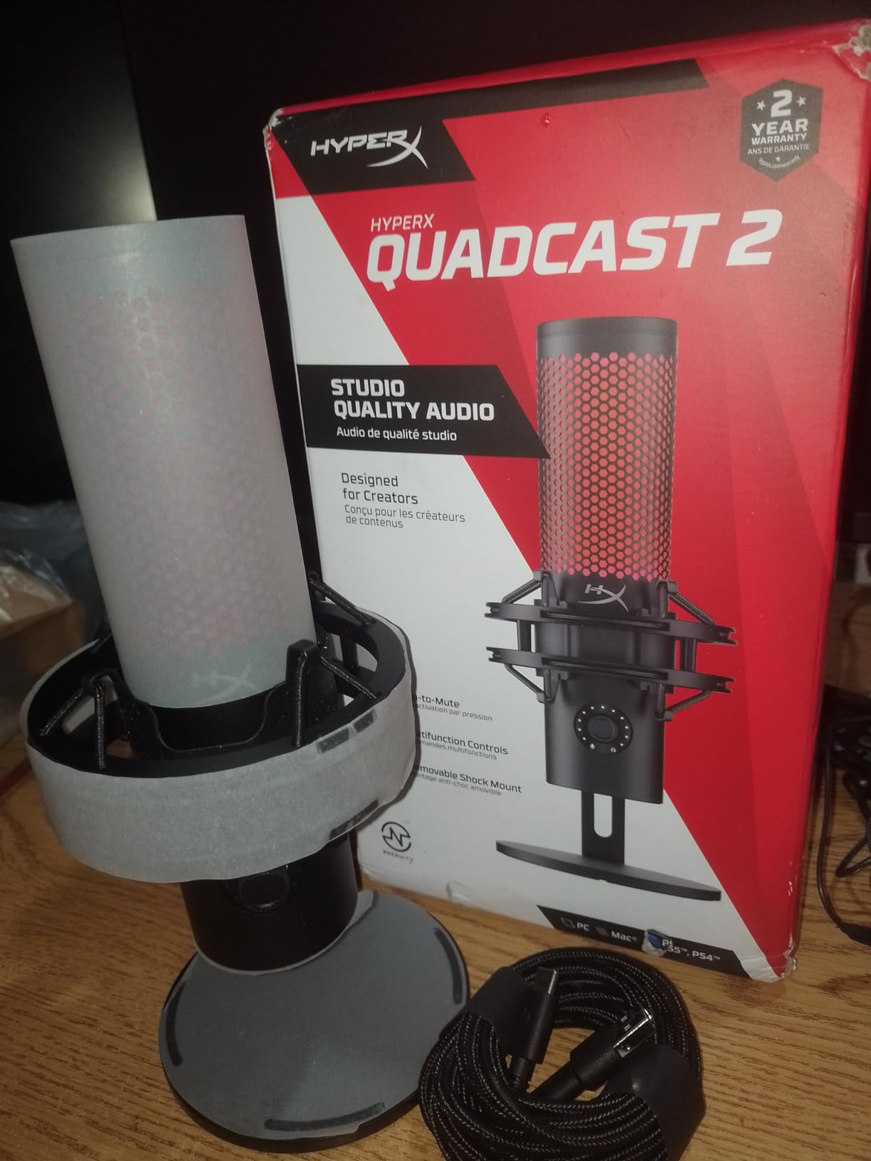 HyperX QuadCast 2 – USB Microphone for Gaming, Streaming and Podcasting, with On-Board Controls, LED Lighting, Removable Shock Mount, PC, Mac, PS5, PS4, USB-C - Black customer photo 2
