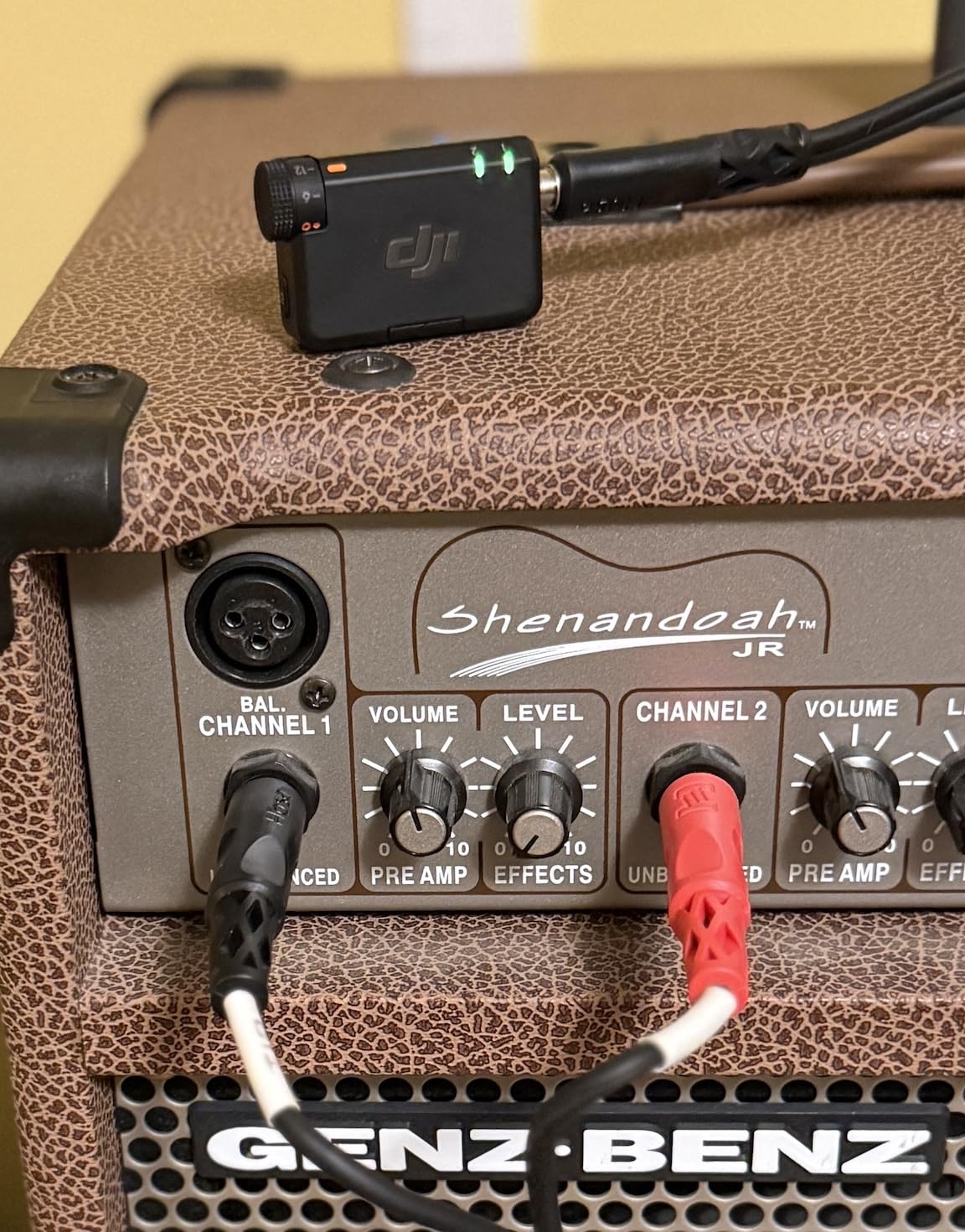 DJI Mic Mini (2 TX + 1 RX + Charging Case), Ultralight, Detail-Rich Audio customer photo 2