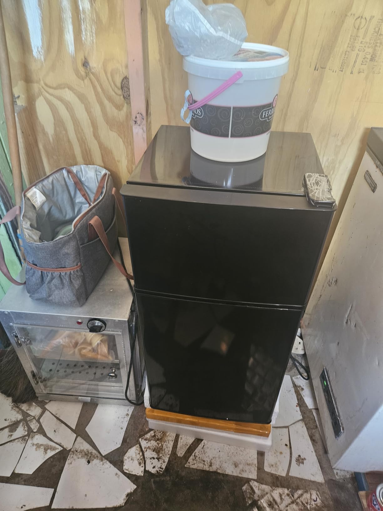 DEMULLER 45L Personal Double‑Door Mini Fridge With Freezer, Black customer photo 2