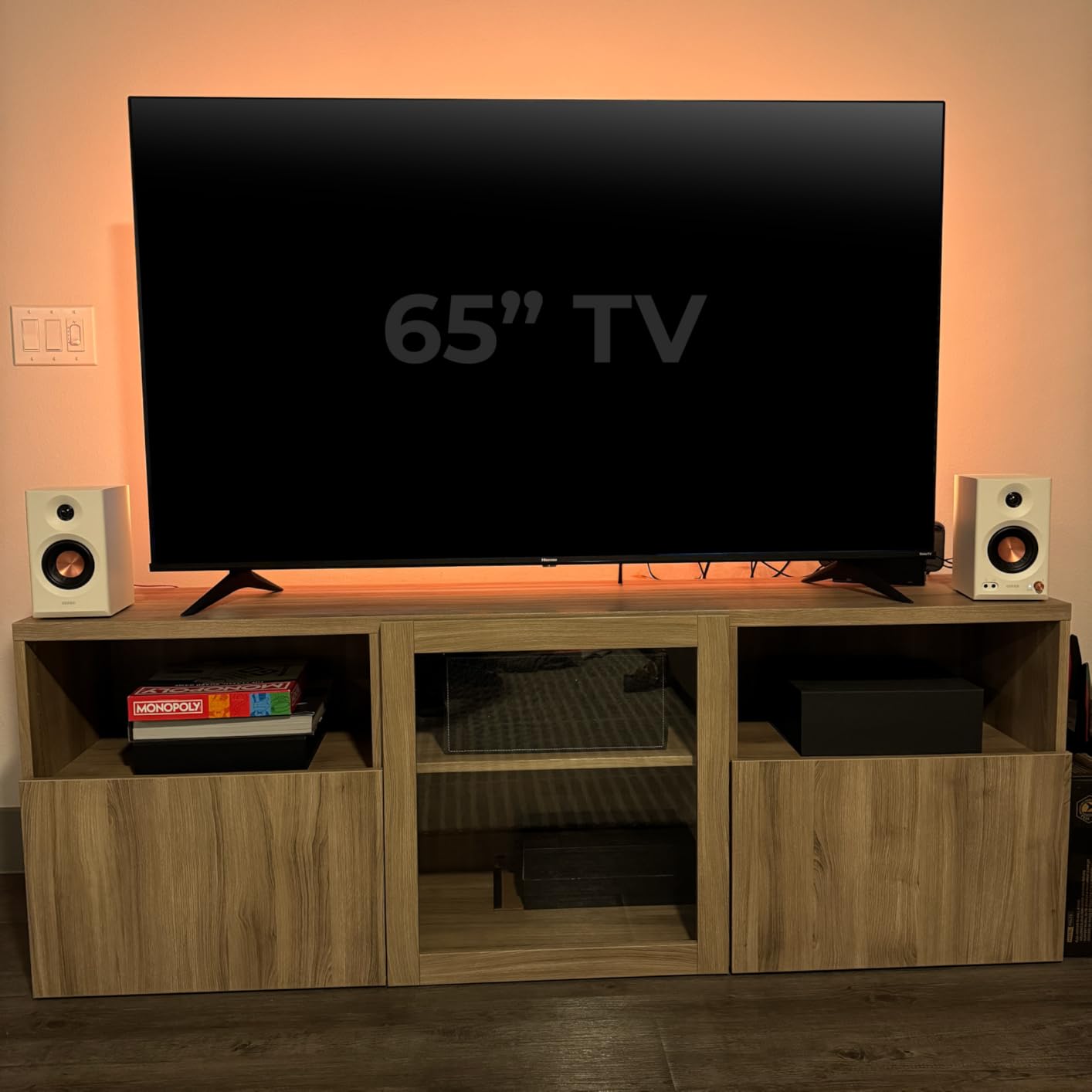 Edifier MR3 Powered Studio Monitor Speakers, Hi-Res Audio Certified Bluetooth V5.4 Active Bookshelf Loudspeakers, 2.0 Computer Speaker with Headphone Output RCA AUX Balanced TRS Input (White) customer photo 2