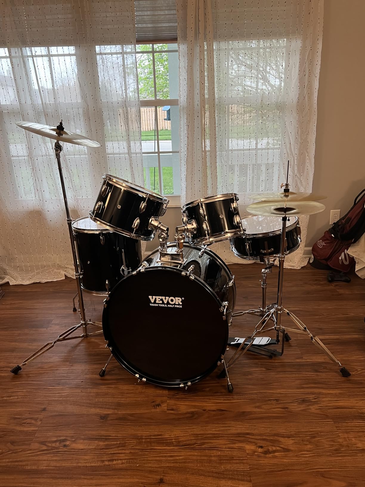 VEVOR Adult 5-Piece Drum Set, 22 Inches Complete Full Size Kit with Bass, Toms, Snare, Floor, Adjustable Throne, Stands, Cymbal, Hi-Hat Pedal and Drumsticks, Black customer photo 2