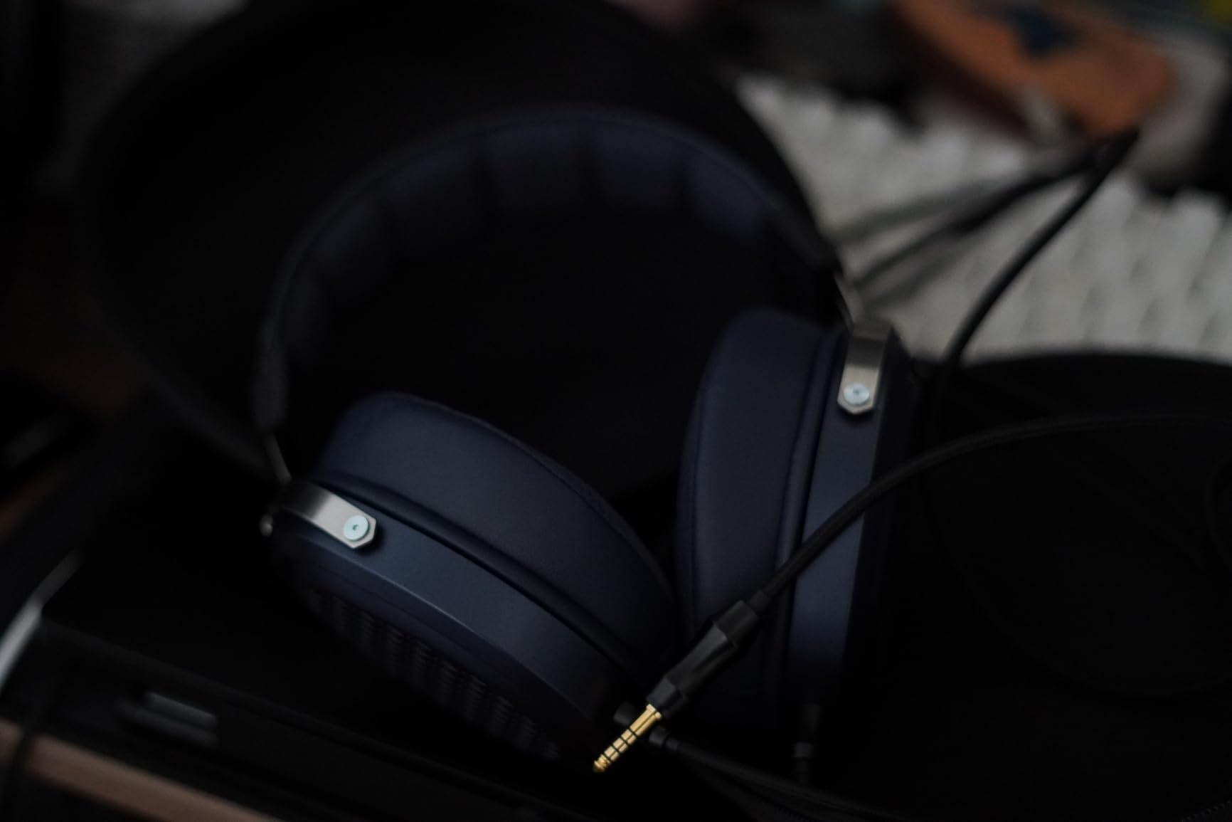 FiiO FT1 Pro Open-Back Planar Magnetic Wired Hi-Fi Headphones for Home, Studio, Recording, High Sensitivity (Black) customer photo 1