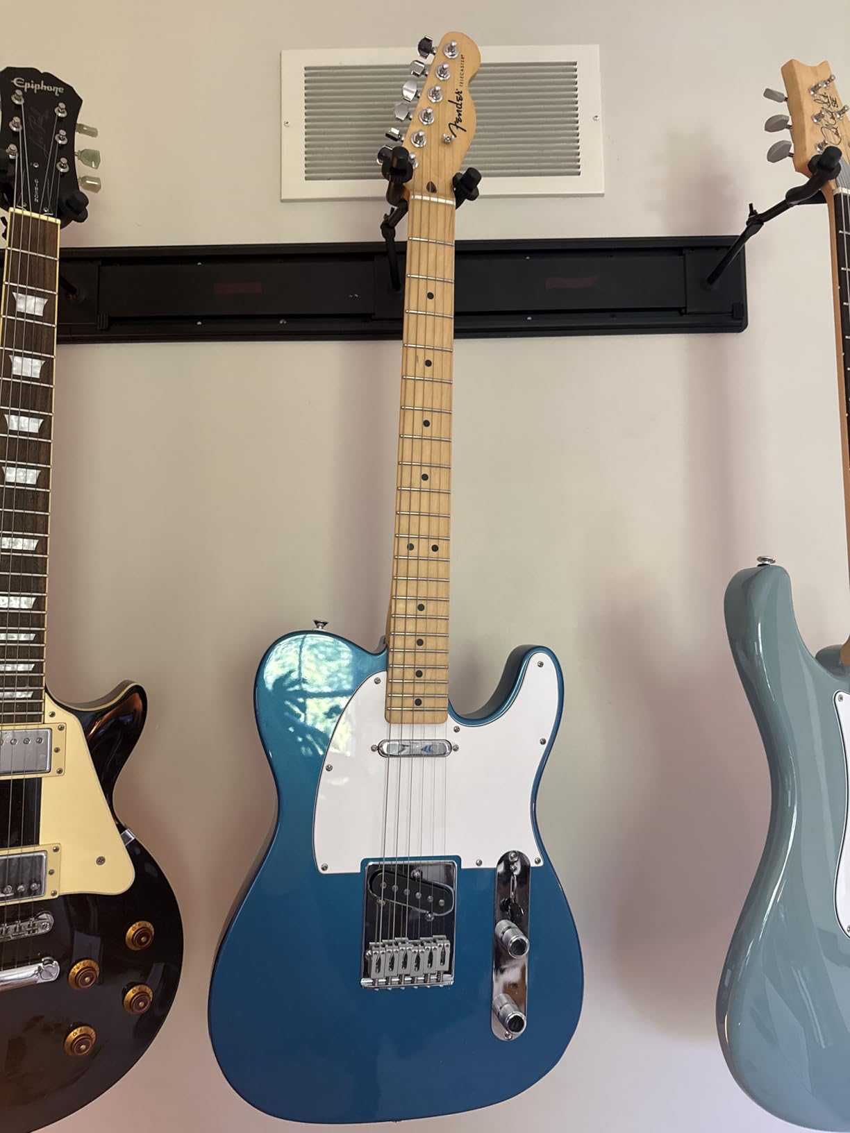 Fender Standard Telecaster, Maple Fingerboard, Black Pickguard, Butterscotch Blonde customer photo 2
