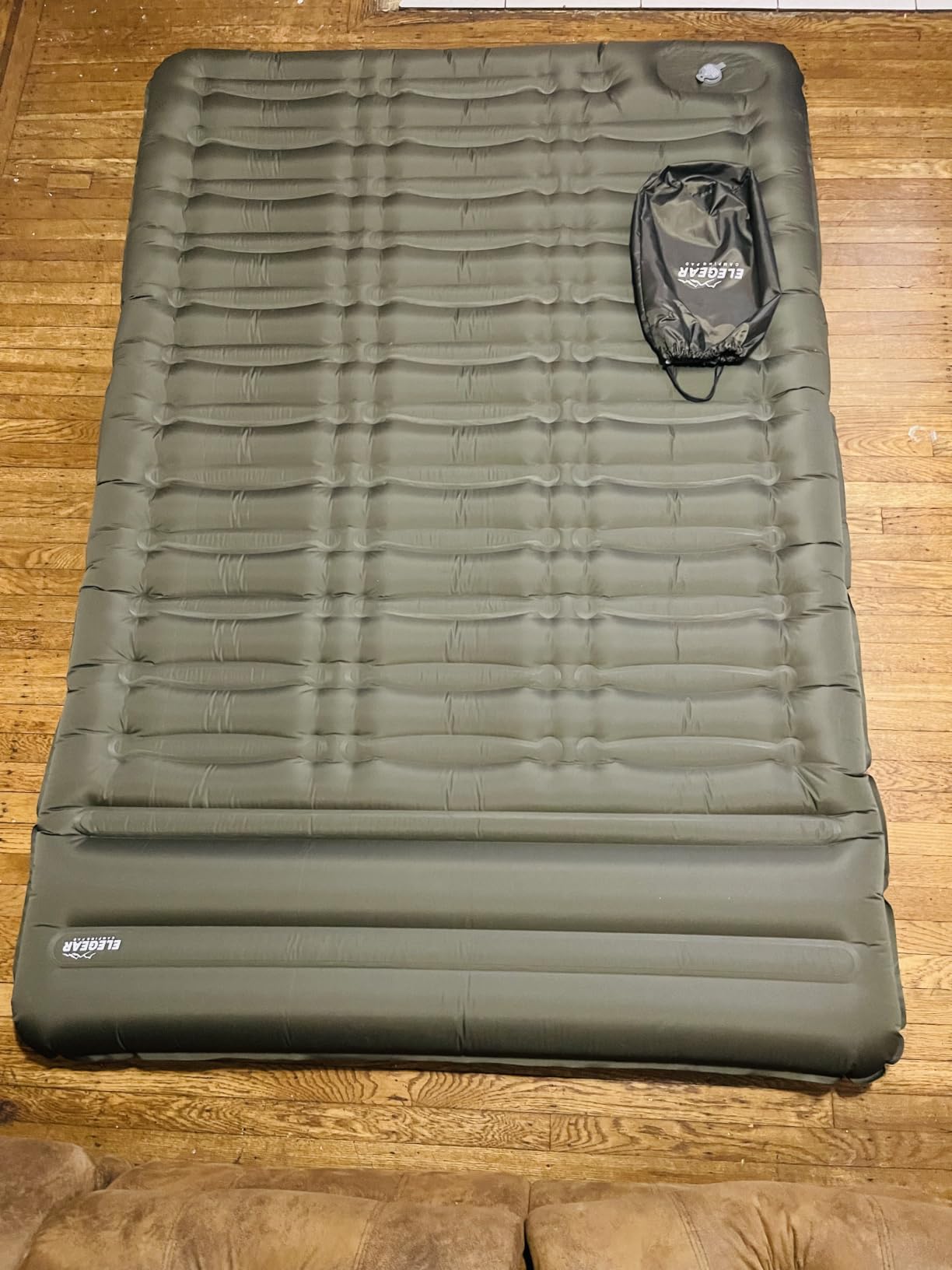 Elegear 5.5” Thick Double Sleeping Pad for Camping, Inflatable, Full customer photo 2