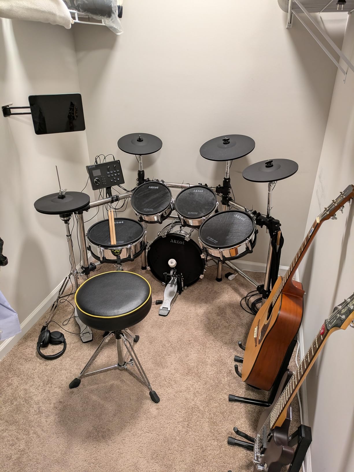 AKLOT Acoustic-Style Electric Drum Set: Independent 16'' Wooden Double Pedal Bass Drum and 12'' Snare, Triple-Zone Ride Cymbal, Standalone Hi-Hat, Full Mesh Pads, 460 Sounds, USB MIDI, Sliver customer photo 2