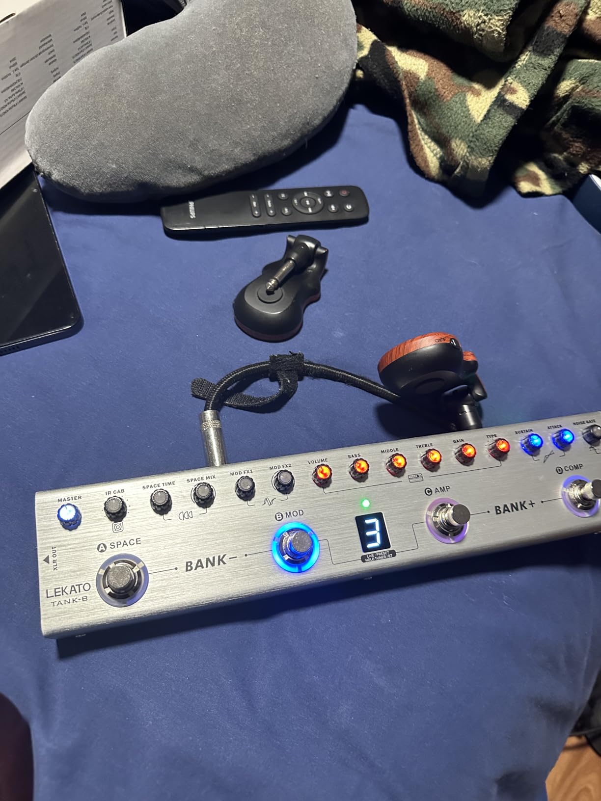 LEKATO Multi Effects Guitar Pedal, Electric Guitar Effects Pedal, Pocket Rechargeable Effects Processor with 6 Effects Modules, 80 Presets, 20 IRs, BT Audio, Headphone Output customer photo 2