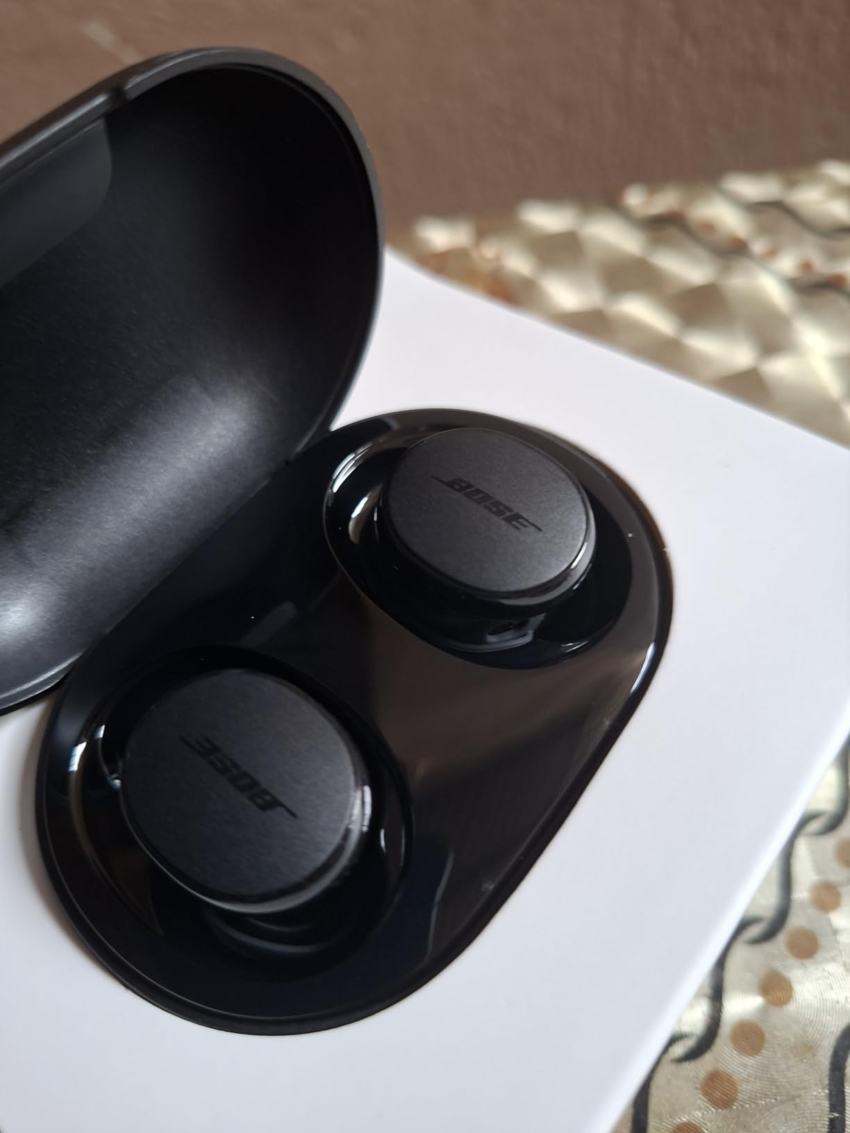 Bose QuietComfort Earbuds - True Wireless Bluetooth Earbuds with Active Noise Cancellation and Mic, USB-C Charging, IPX4 Rating, Up to 8.5 Hours of Playtime, Twilight Blue - Limited Edition Color customer photo 1