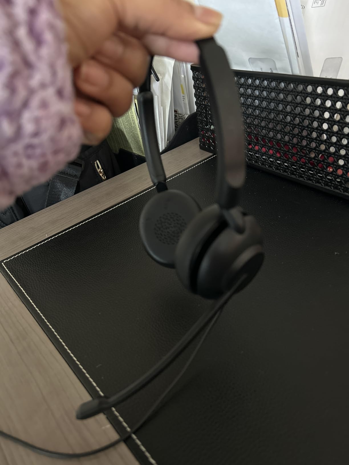 Jabra Evolve 10 Wired USB Headset with Noise-Cancelling Mic, Black customer photo 2