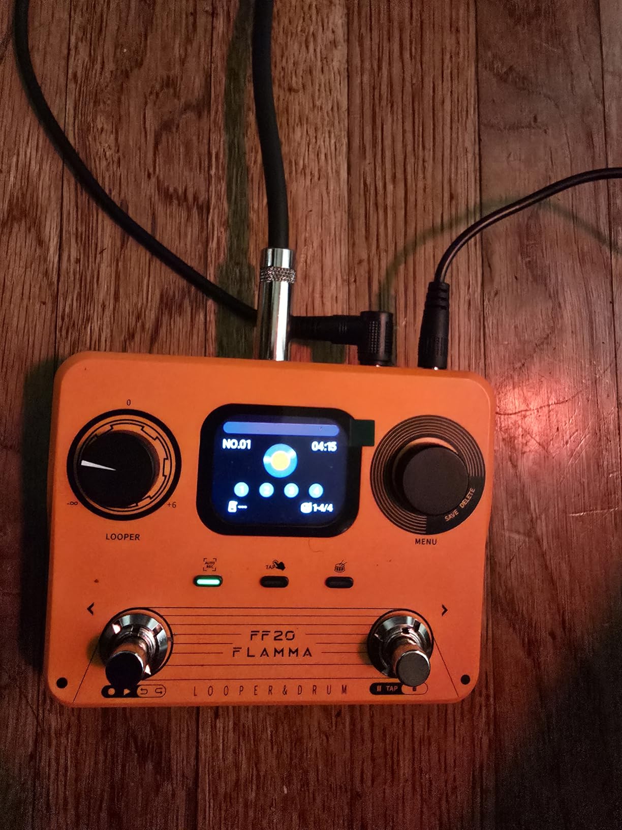 FLAMMA FF20 Looper Pedal Drum Machine, Drum Looper Guitar Pedal with Screen, 300 Min Recording, 220 Drum Grooves, 100 Loop Slots, Time Stretch, Auto Record, USB & Headphone Out, for Guitar and Bass customer photo 2