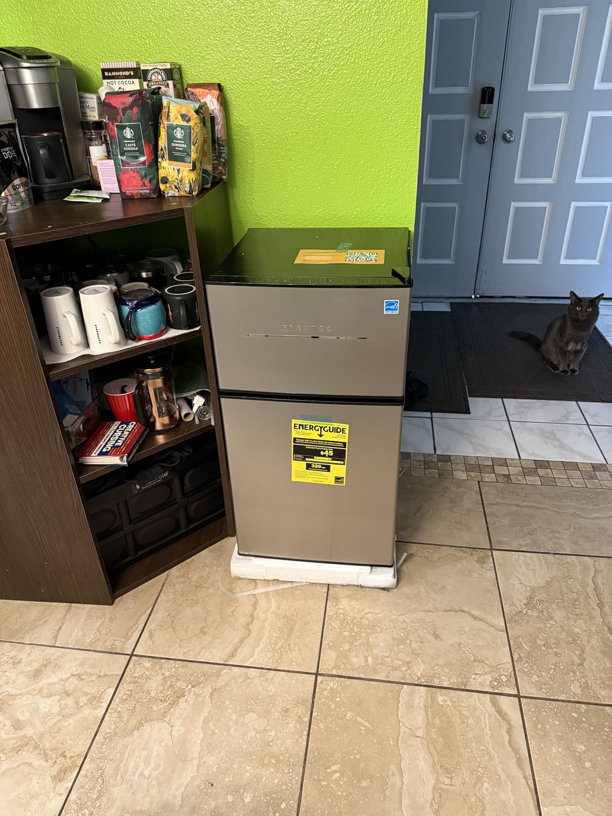 Mini Fridge with Freezer 3.2 Cu.Ft. 2 Door Refrigerator and Freezer Small Fridge for Bedroom Home Office Dorm, Small Drink Chiller, 37 dB Low Noise, Black customer photo 1