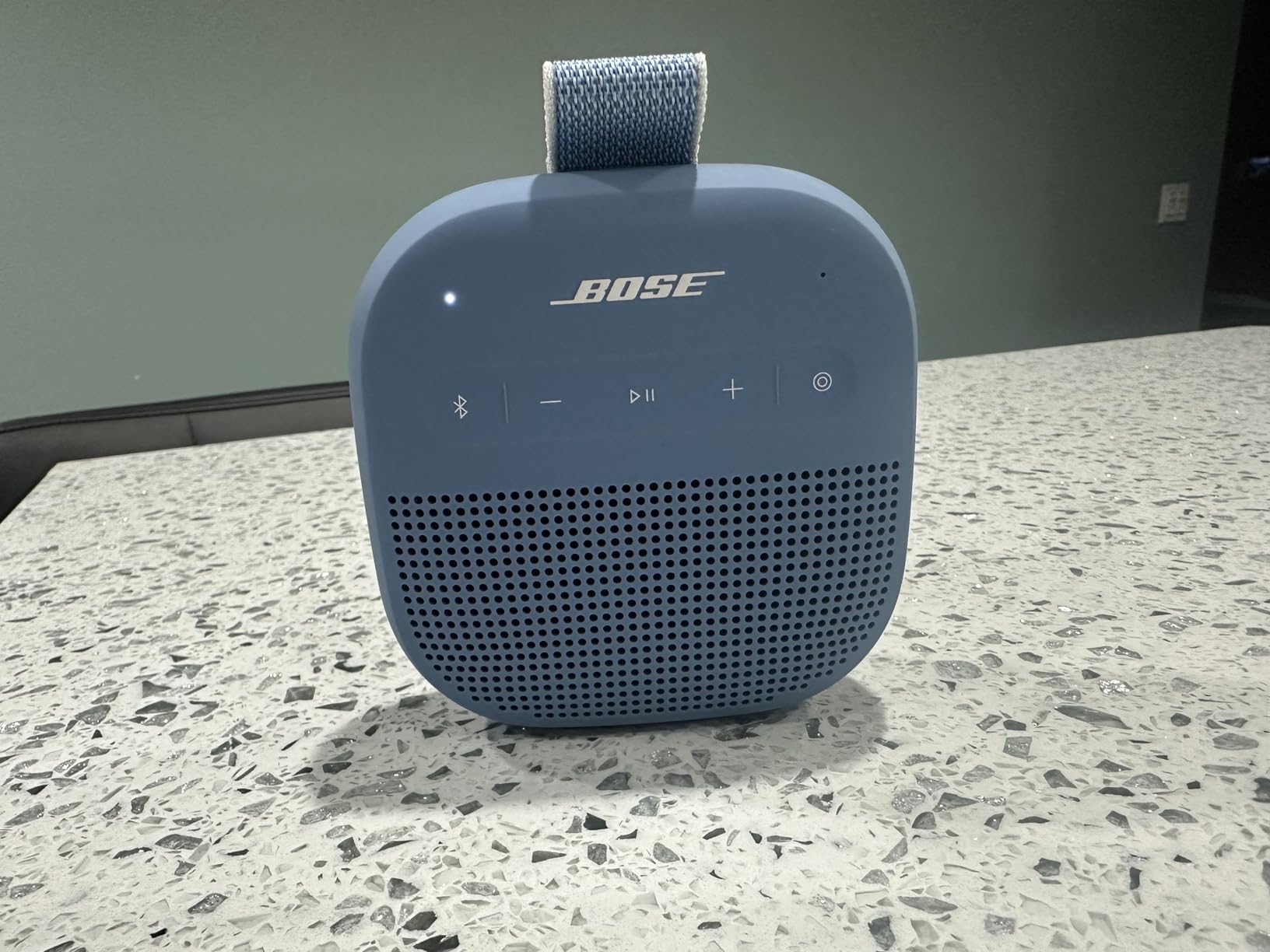 Bose SoundLink Micro Portable Bluetooth Speaker (2nd Gen), Wireless Outdoor Speaker, Up to 12 Hours Battery Life, Waterproof and Dustproof, Black customer photo 1