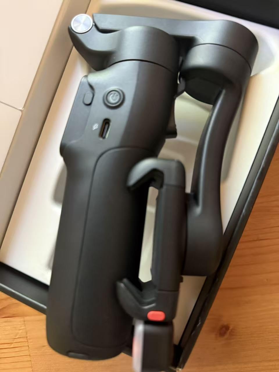 hohem iSteady V3 Ultra 3-Axis Gimbal Stabilizer for iPhone & Android customer photo 1