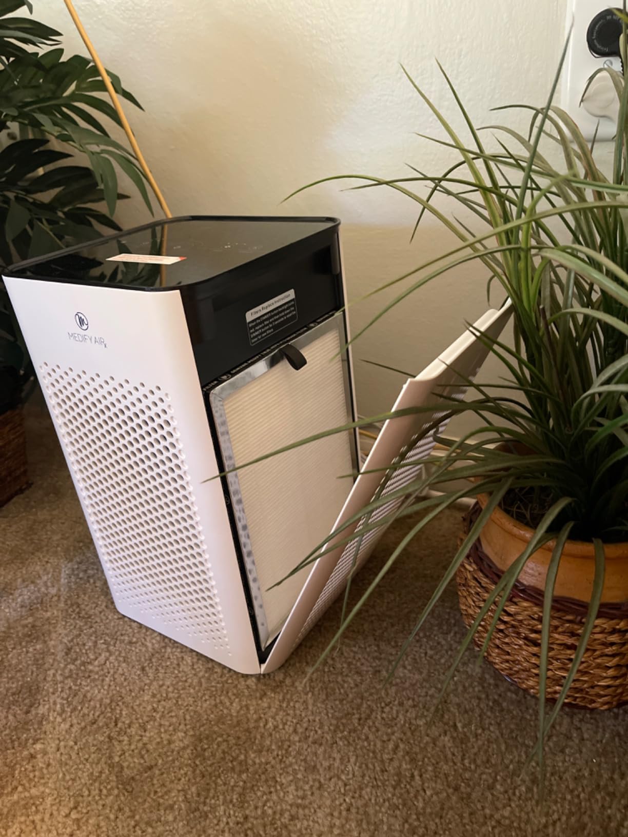 Medify MA-112 PRO Air Purifier with HEPA Filter | 5,948 ft² Extra Large Coverage in 1hr for Smoke, Wildfire, Odors, Pollen, Pollution, Allergies, Pets | Removal to 0.3 Microns customer photo 2