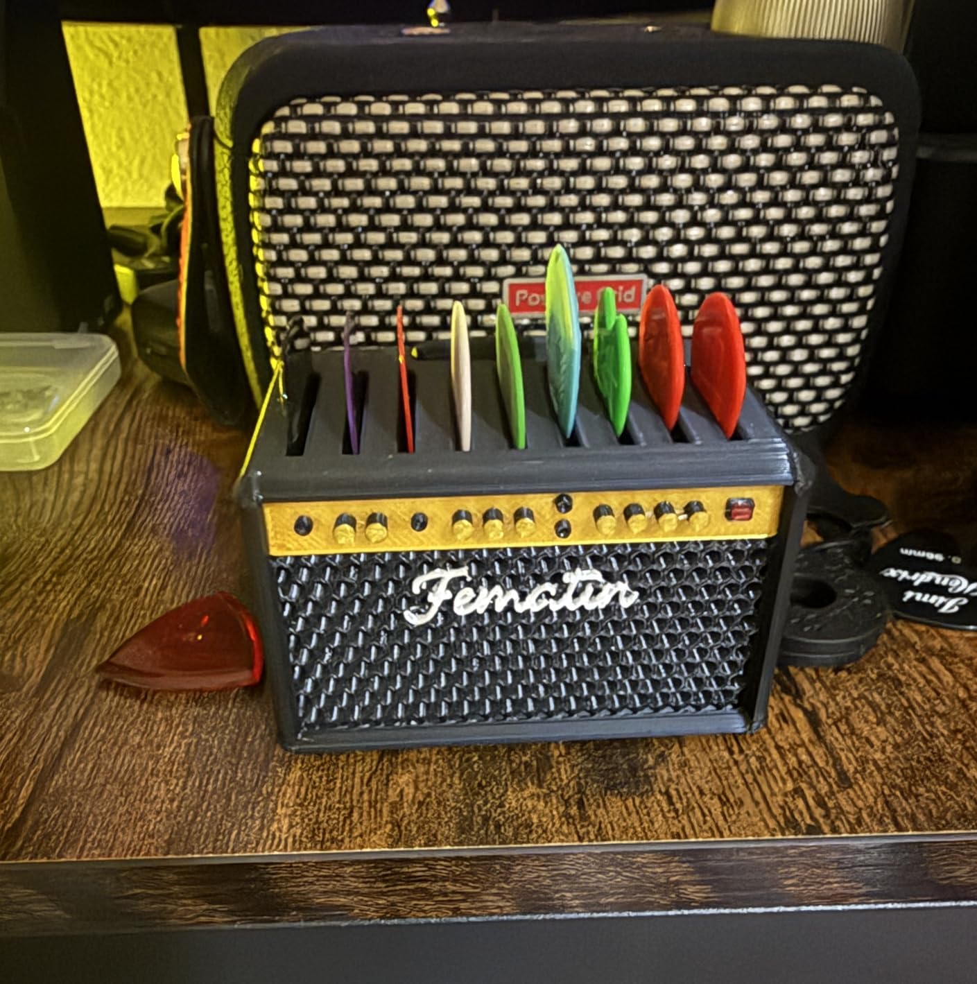 Guitar Pick Holder Box, Amp Speaker Style Guitar Picks Display Case customer photo 1