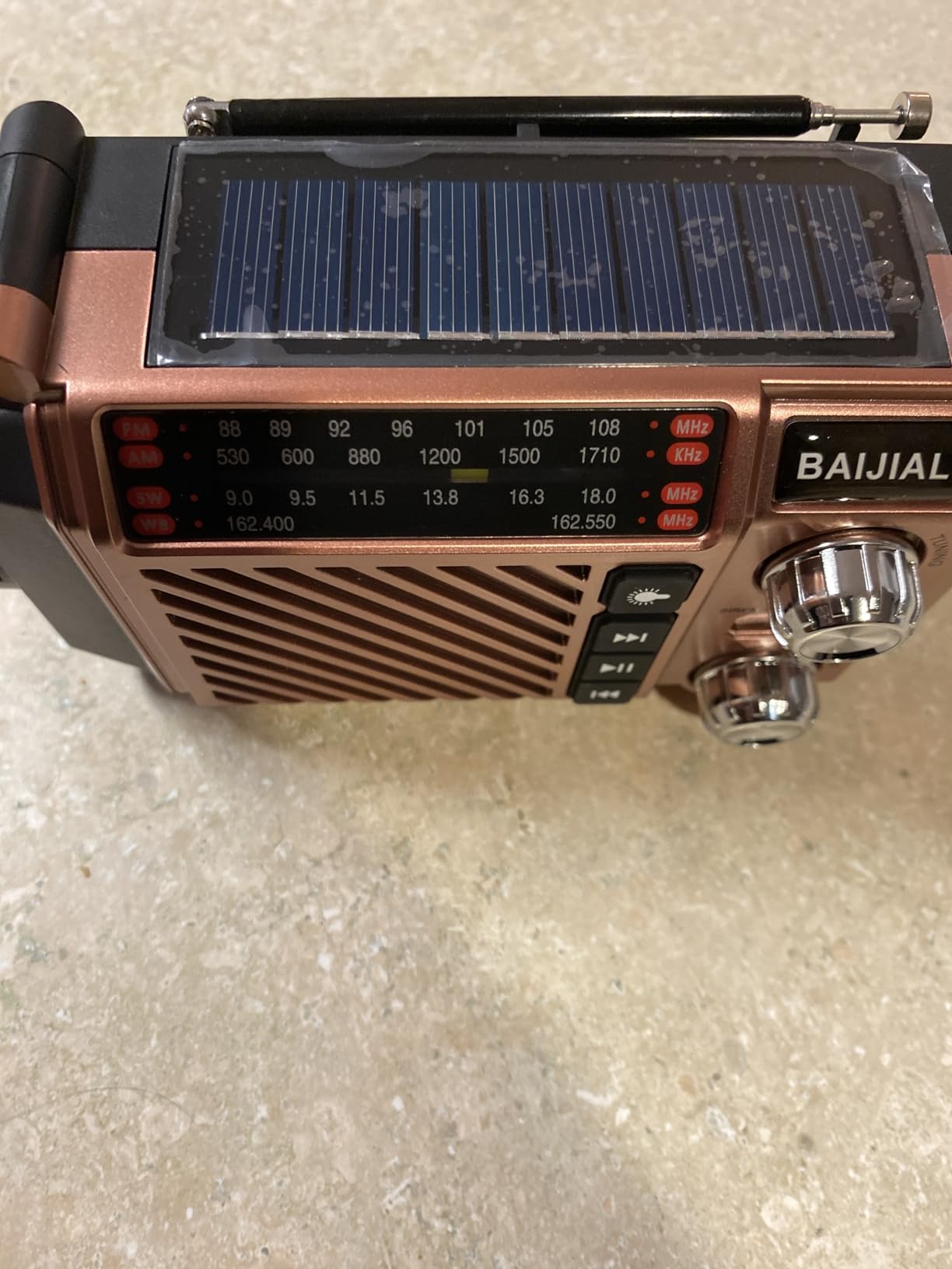 Hand Crank Emergency Weather Radio with 2600mAh/9620mWh Power Bank, NOAA AM FM Shortwave Portable Radio, Solar & USB-C Charging, Flashlight, SOS Alarm for Emergency Kits (Brown) customer photo 1