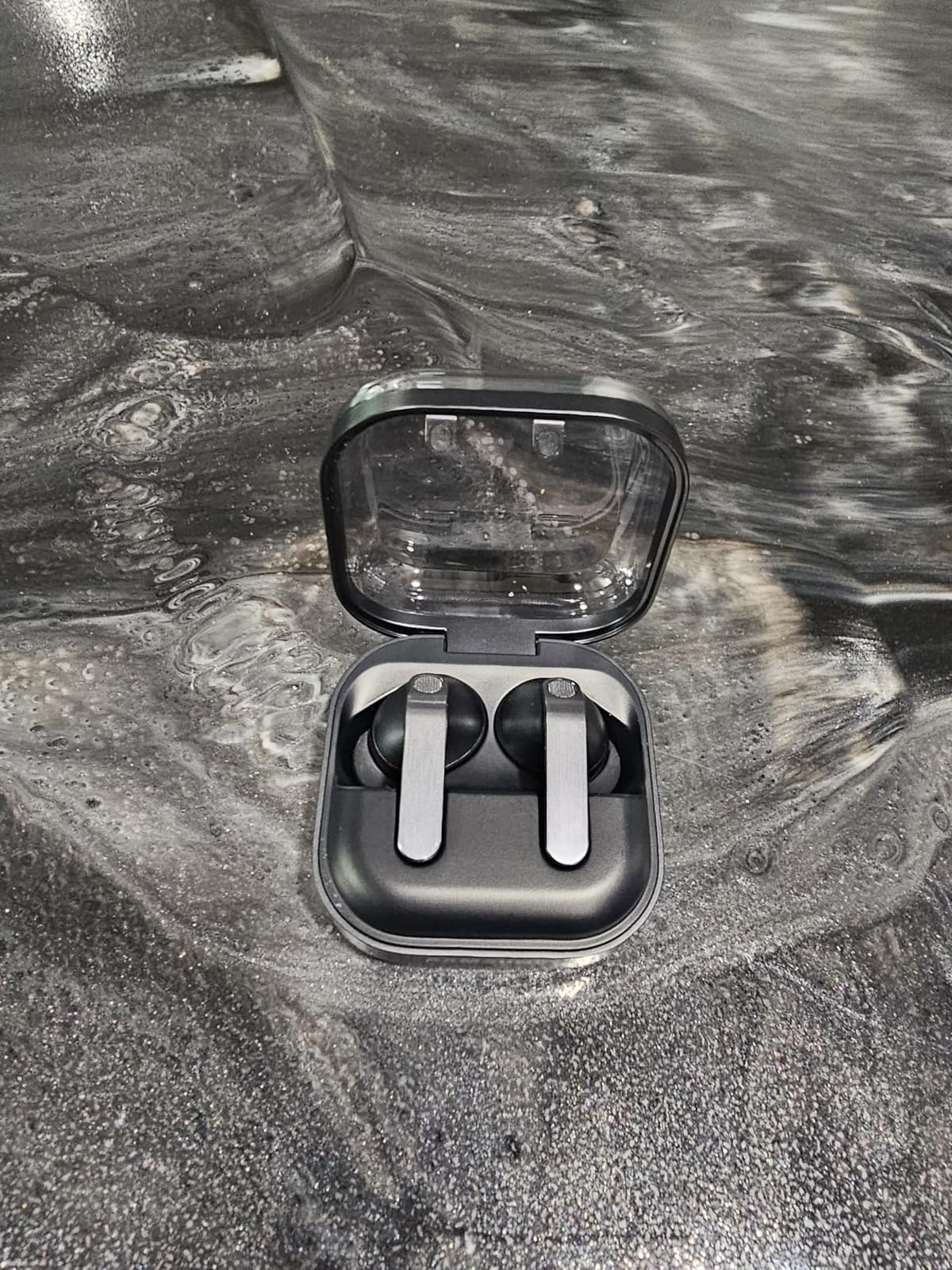 Samsung Galaxy Buds 4 Pro (2026) AI True Wireless Bluetooth Earbuds, Black customer photo 2