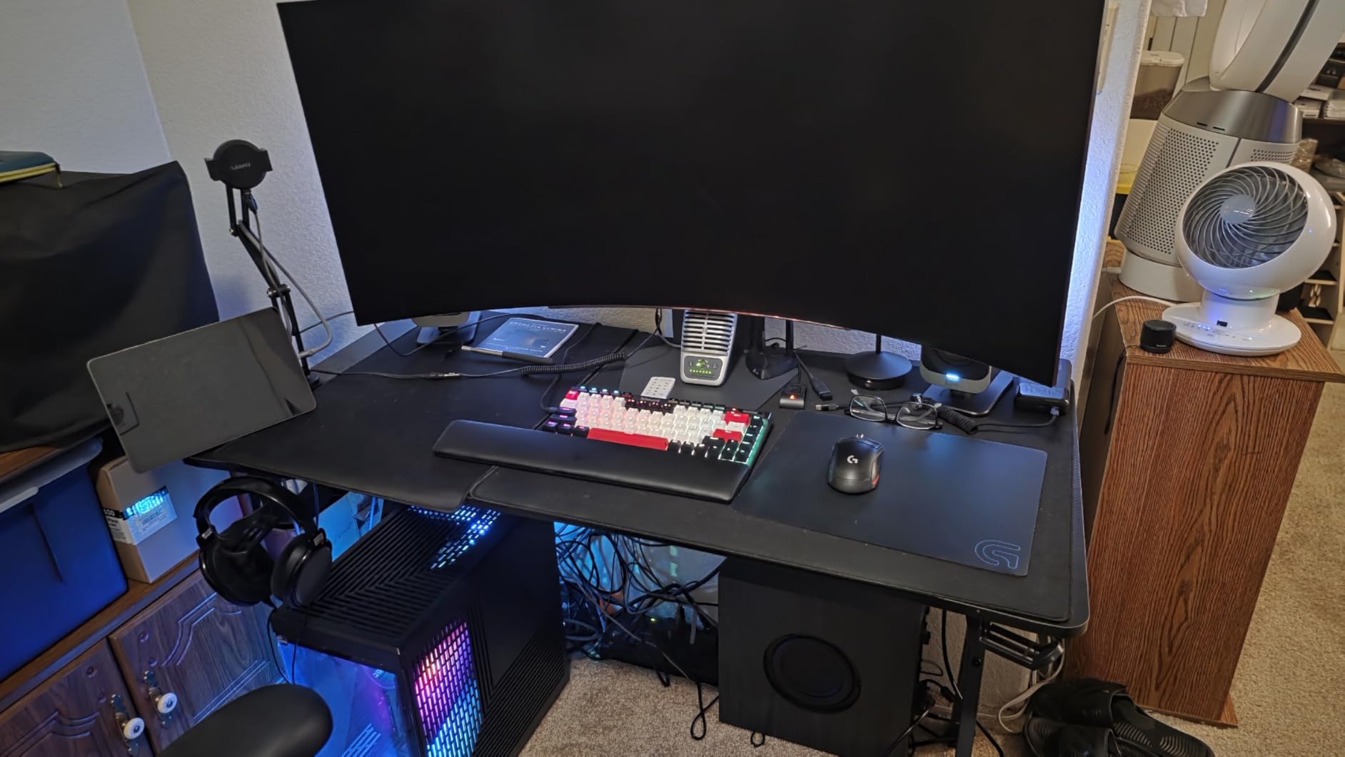Klipsch ProMedia Lumina 2.1 Computer Gaming System with Subwoofer and RGB Lighting Effects Built-in customer photo 1